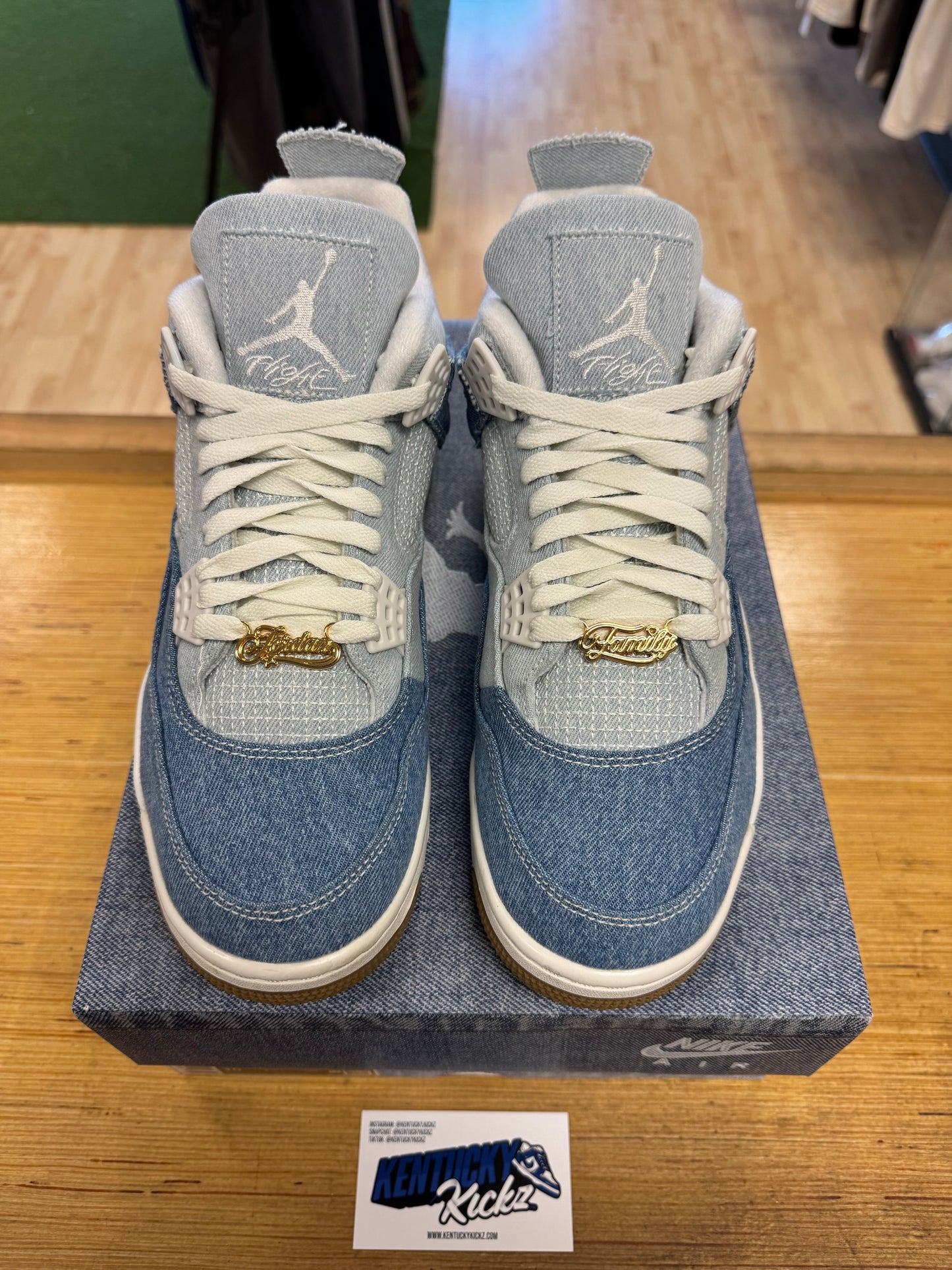 Jordan 4 Retro TEX “Denim Worn Blue” (Sz 11.5W / 10 Men)