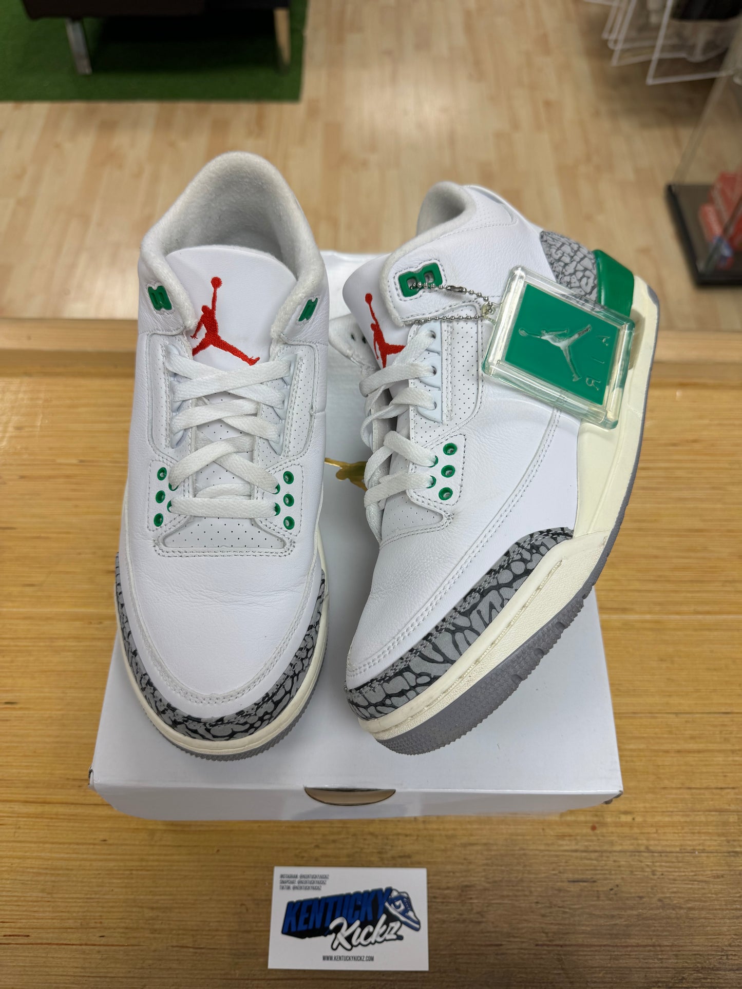 Jordan 3 Retro “Lucky Green” (Sz 9.5W / 8 Men)