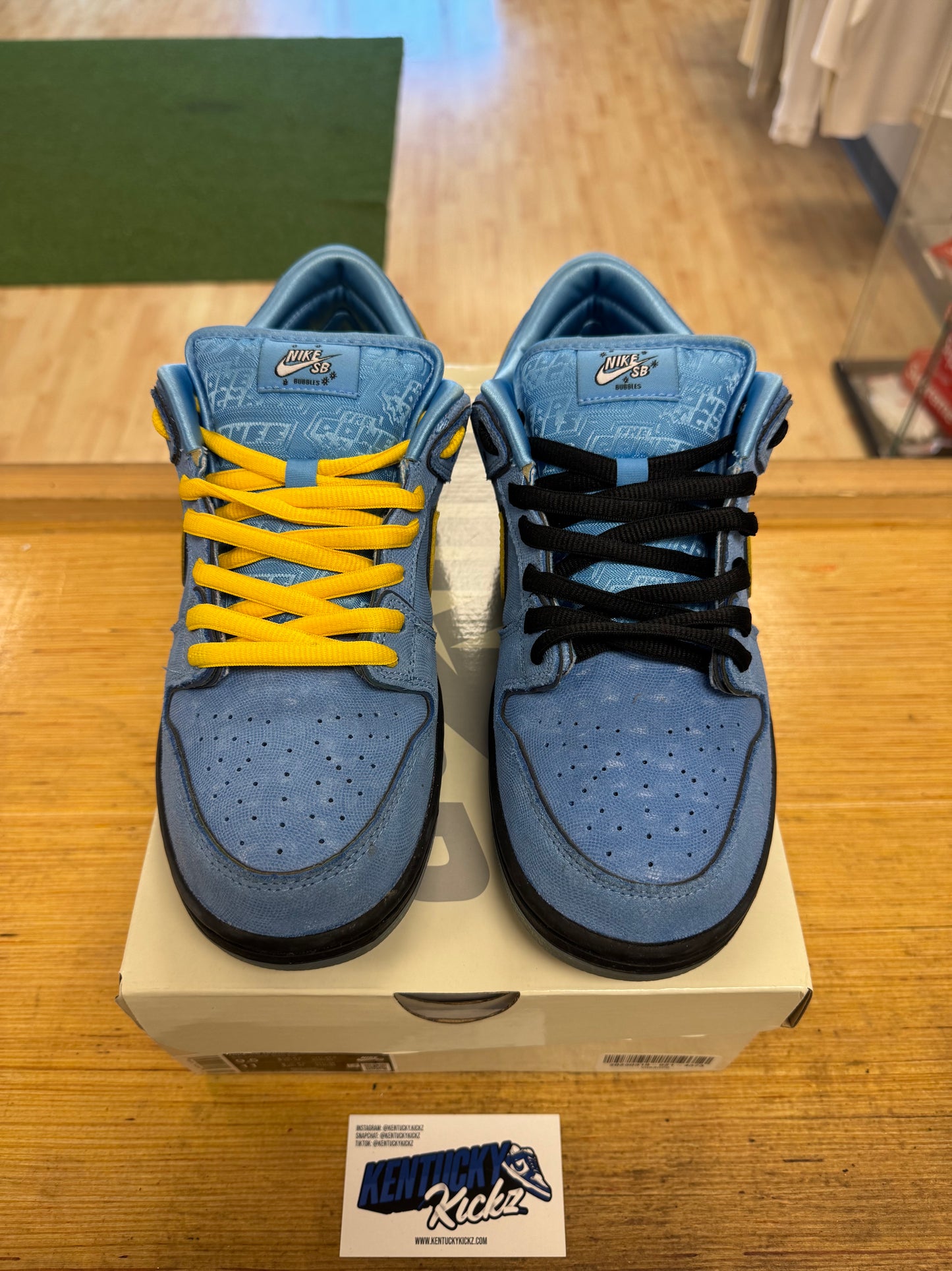 SB Dunk Low “The Powerpuff Girls Bubbles” (Sz 9.5)