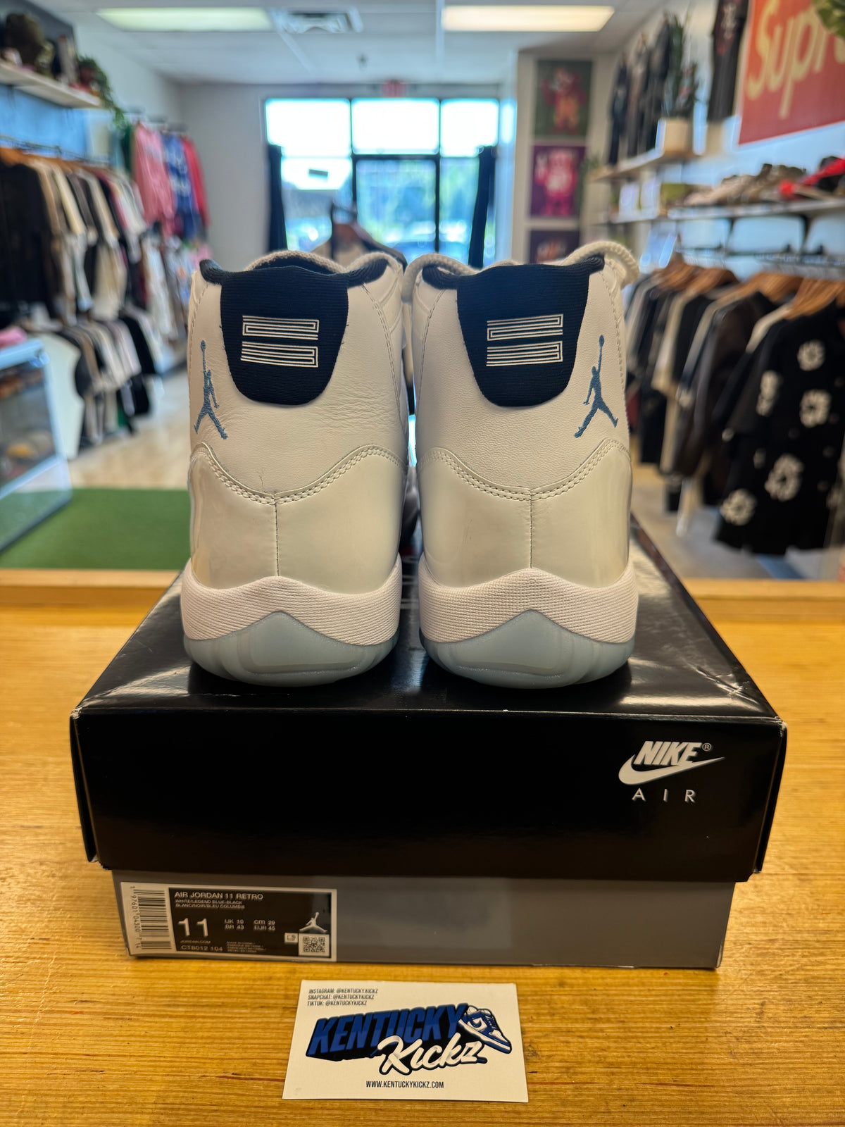 Jordan 11 Retro “Legend Blue” 2024 (Sz 11)