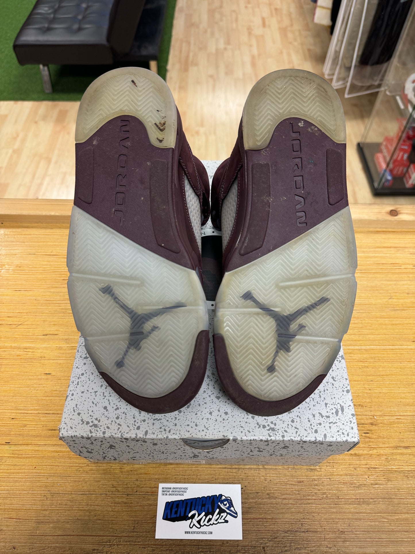 Jordan 5 Retro “Burgundy” 2023 (Sz 8.5)