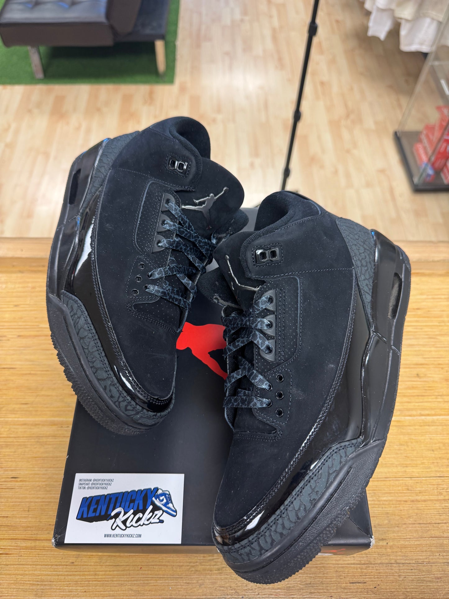 Jordan 3 Retro “Black Cat” 2025 (Sz 10)