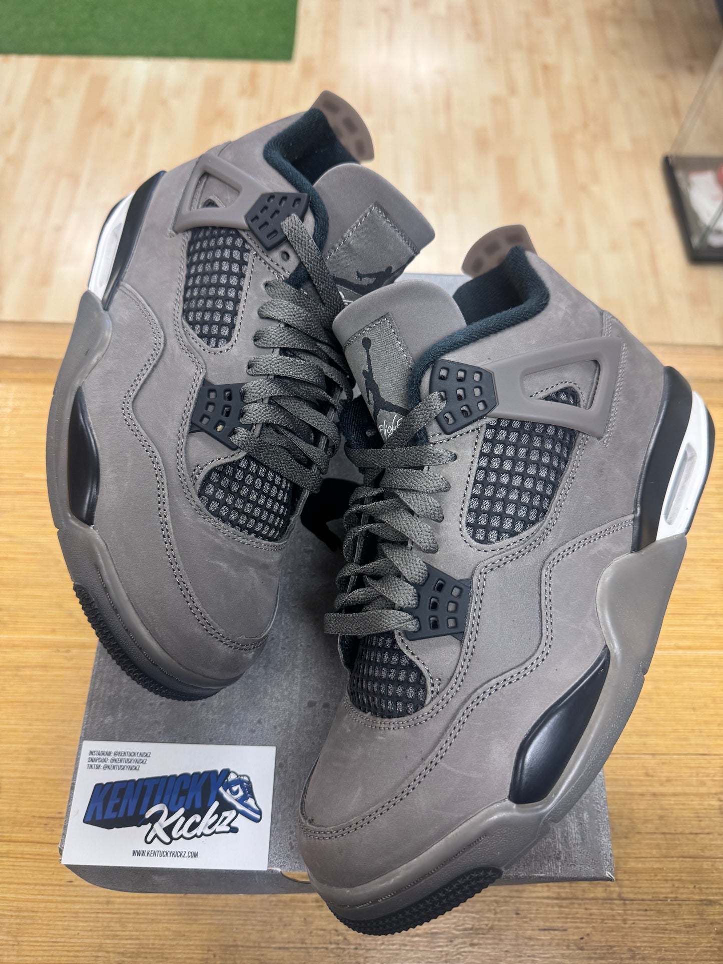 Jordan 4 Retro “Cave Stone” (Sz 8.5)