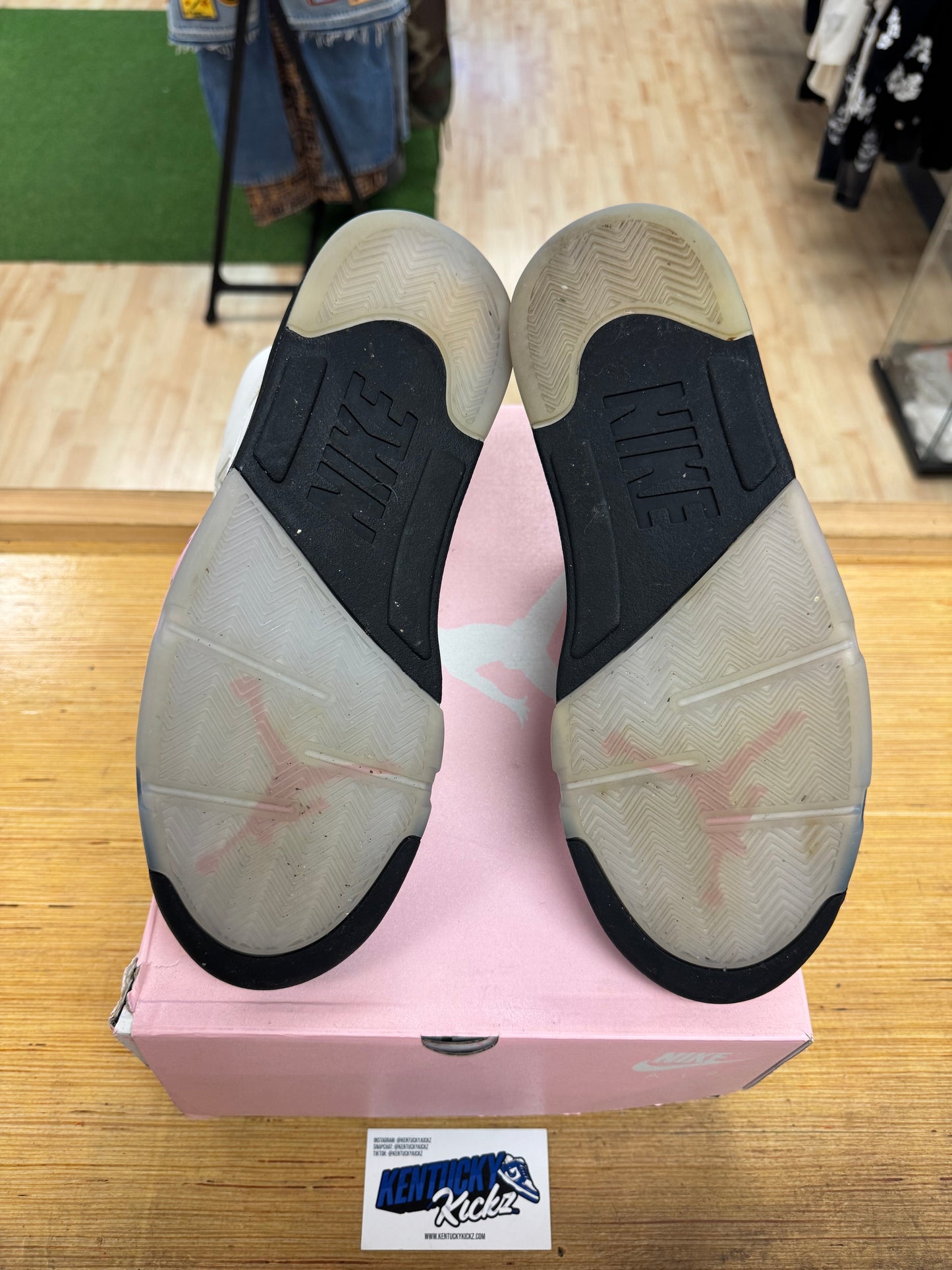 Jordan 5 Retro “Medium Soft Pink” (Sz 11)