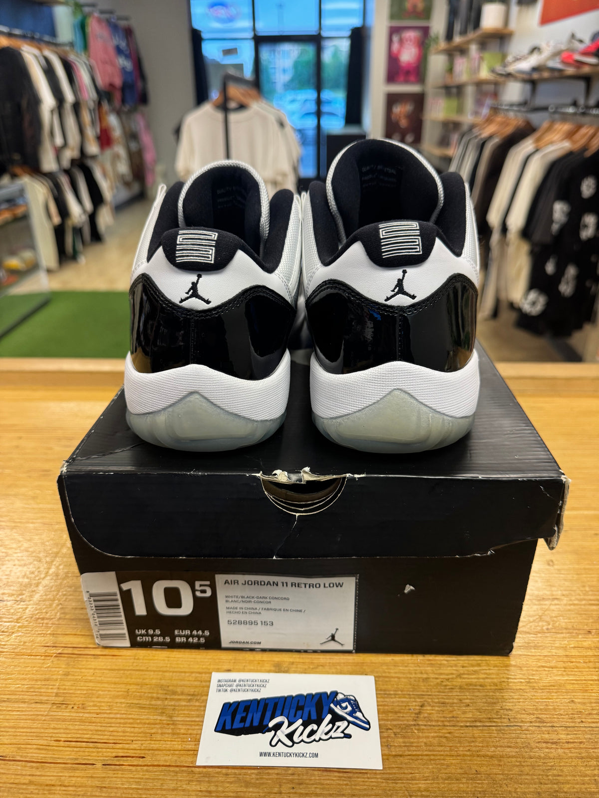 Jordan 11 Low Retro “Concord ” (Sz 10.5)