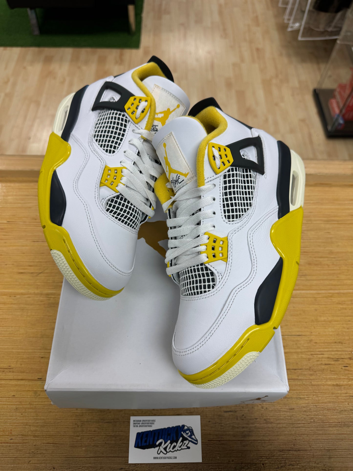 Jordan 4 Retro “Vivid Sulfur” (Sz 10.5W/9 men)