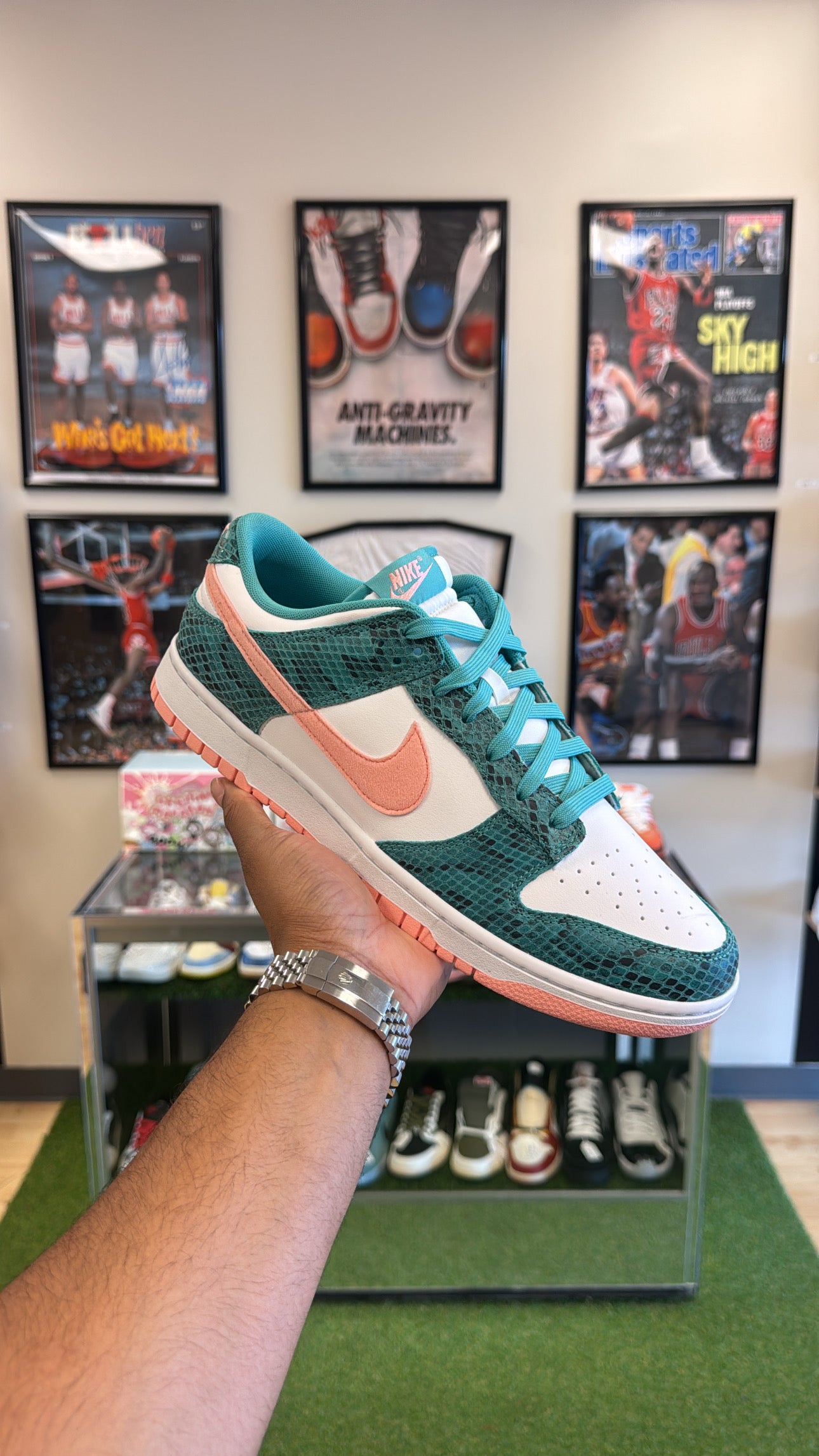 Dunk Low “Snakeskin Washed Teal Bleached Coral” (Sz 11.5)
