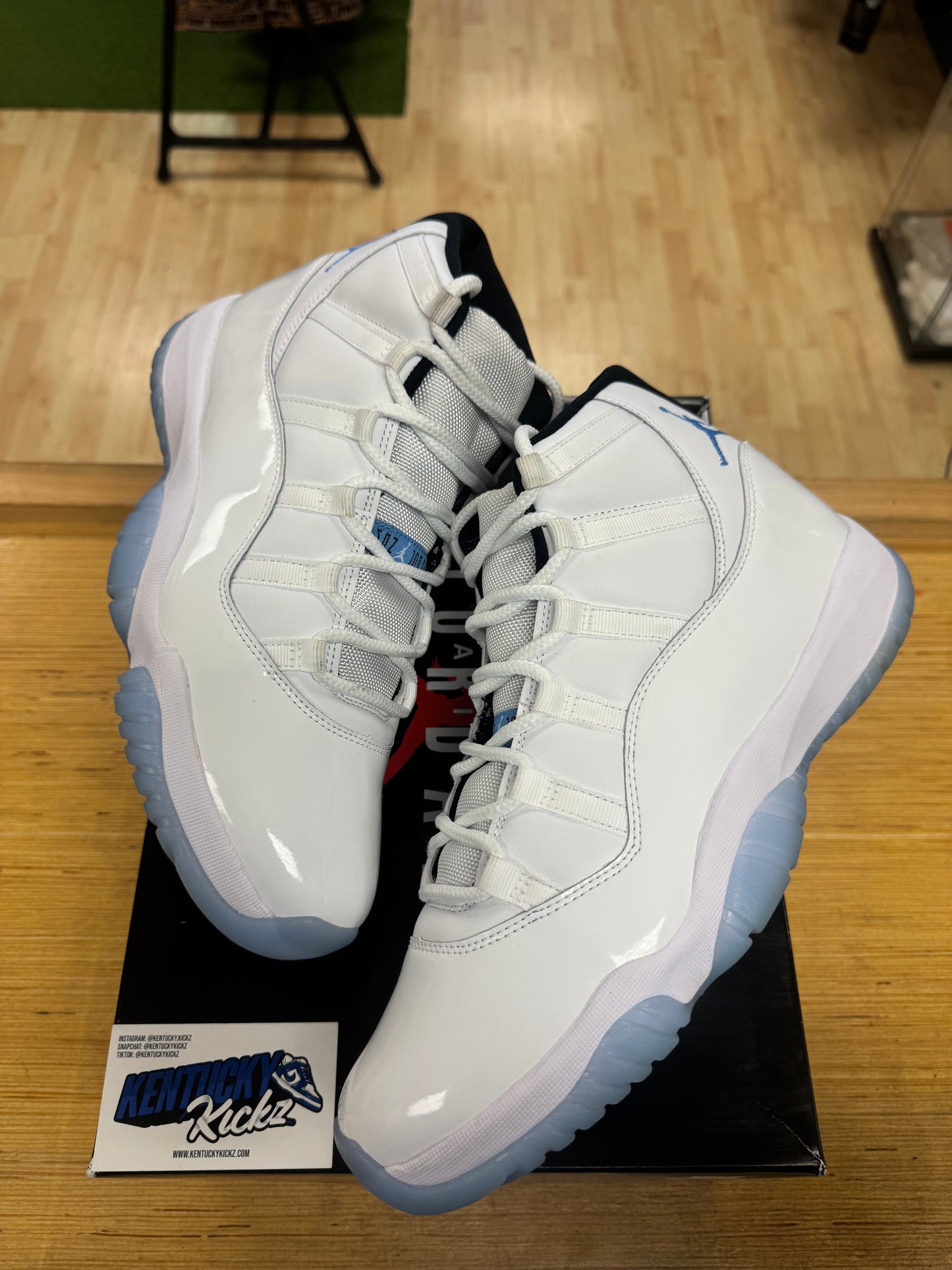 Jordan 11 Retro “Legend Blue” 2024 (Sz 12)