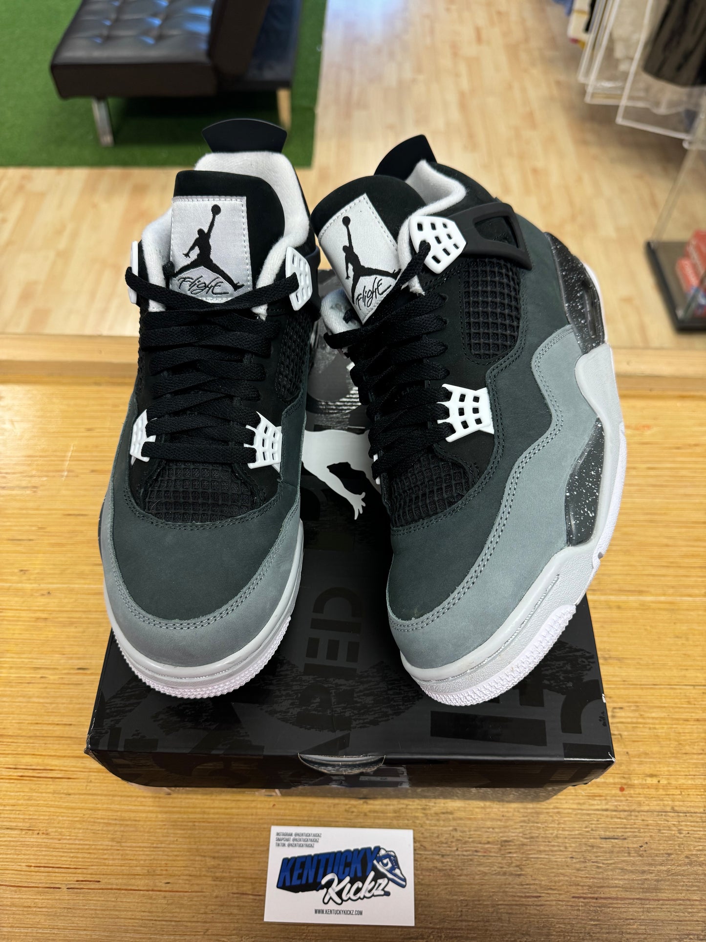 Jordan 4 Retro “Fear” (Sz 10.5)