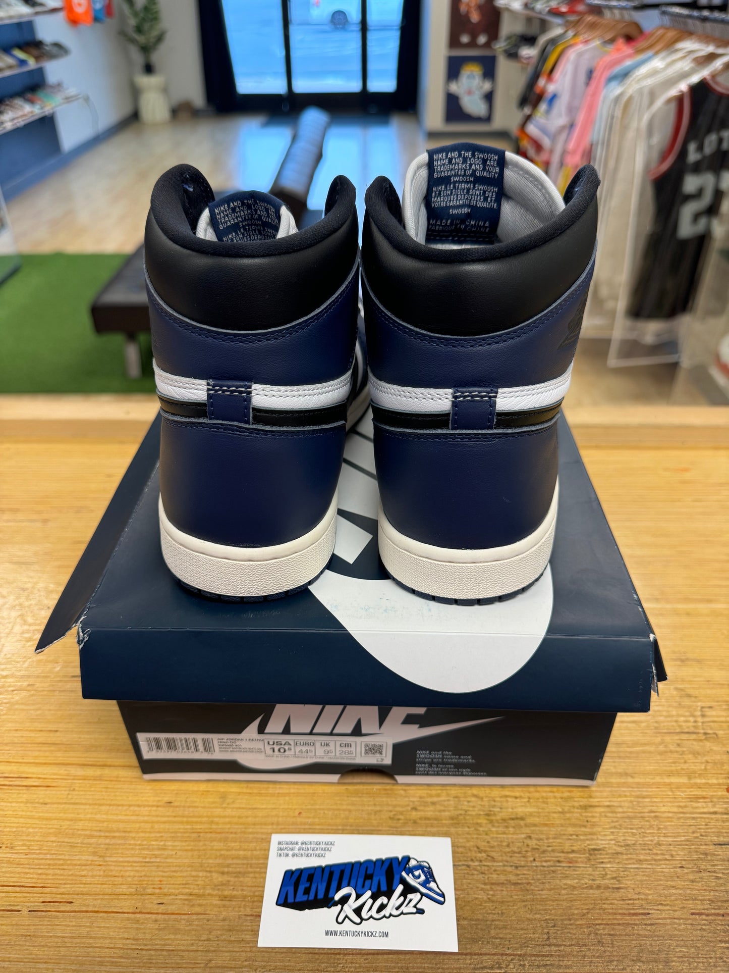 Jordan 1 Retro “Midnight Navy” (Sz 10.5)