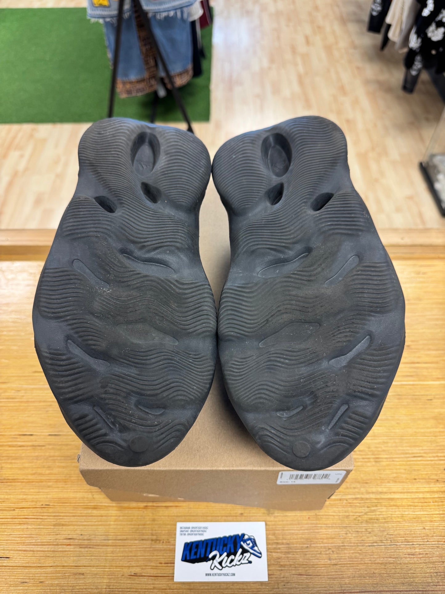 Yeezy Foam RNR “Onyx” (Sz 12)
