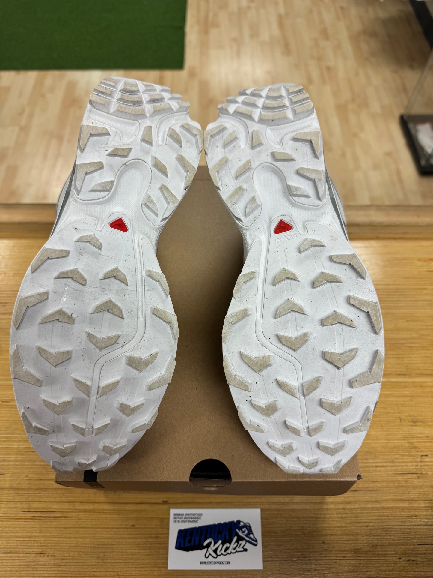 Salomon XT-6 “White/Ftw Silver” (Sz 9)