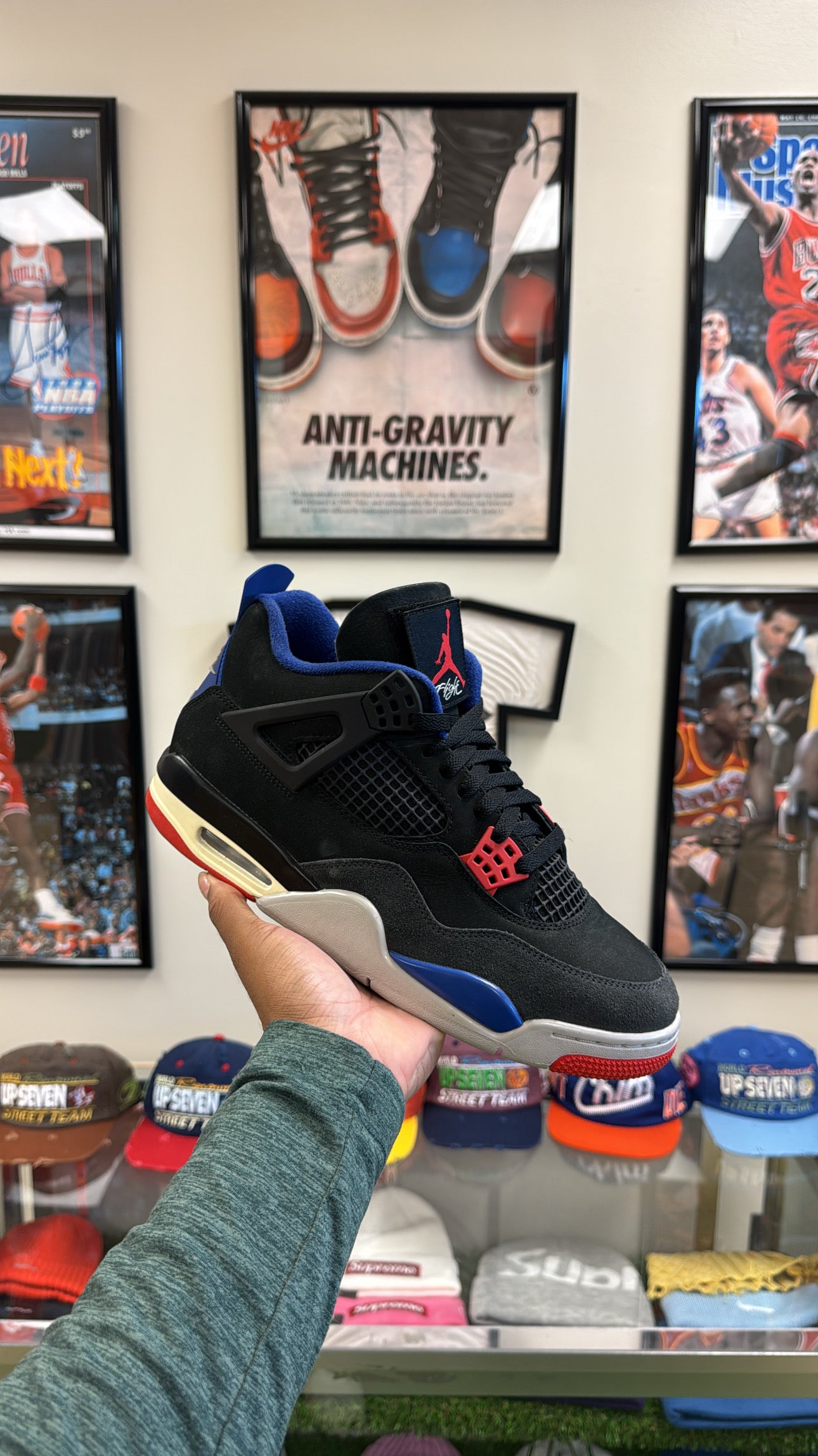 Jordan 4 Retro “Rare Air” (Sz 10)
