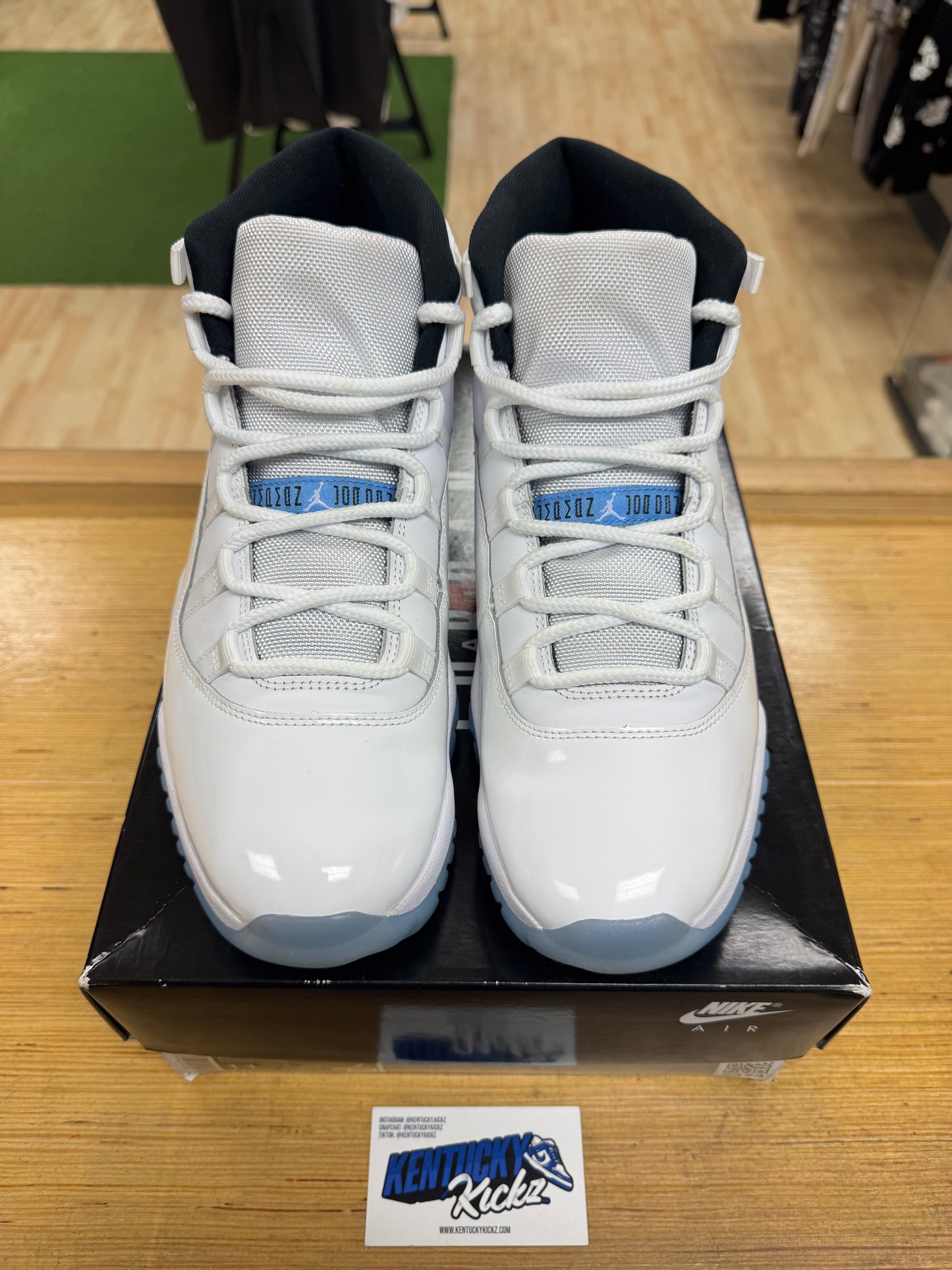 Jordan 11 Retro “Legend Blue” 2024 (Sz 11)