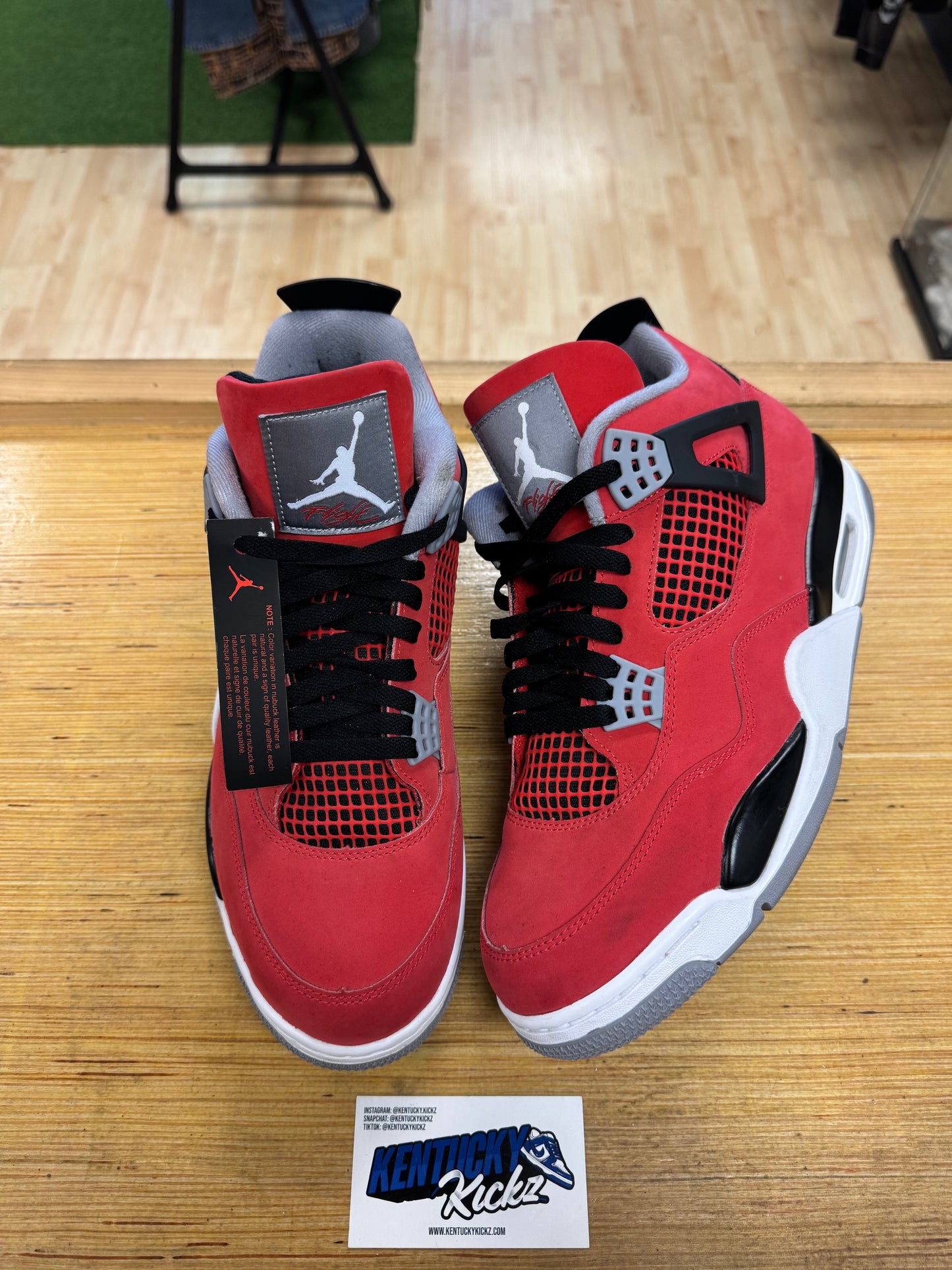 Jordan 4 Retro “Toro Bravo” 2025 (Sz 11.5)