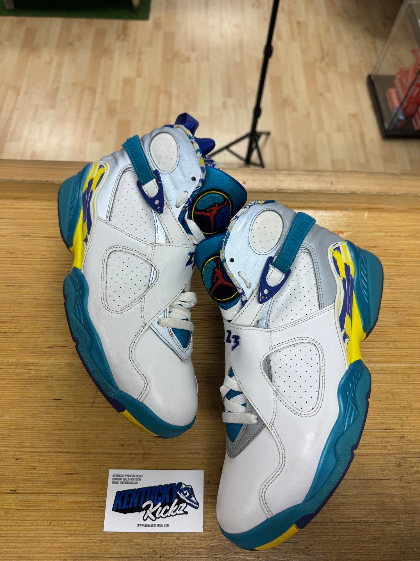 Jordan 8 Retro “White Aqua” (Sz 11W / 9.5 Men)