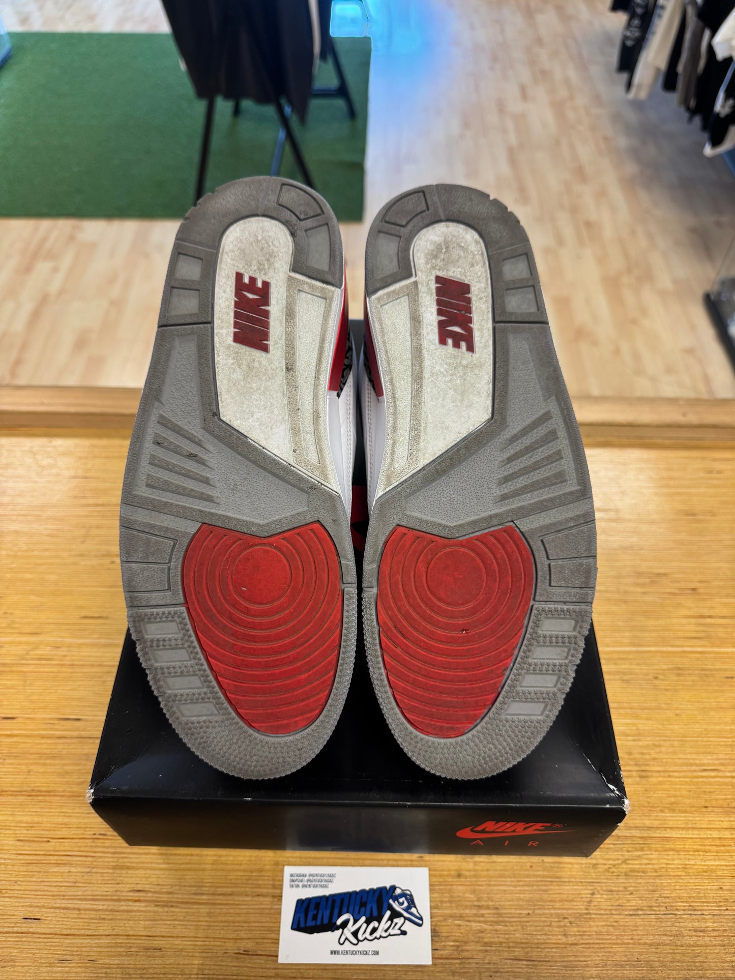 Jordan 3 Retro “Fire Red” 2022 (Sz 10.5)