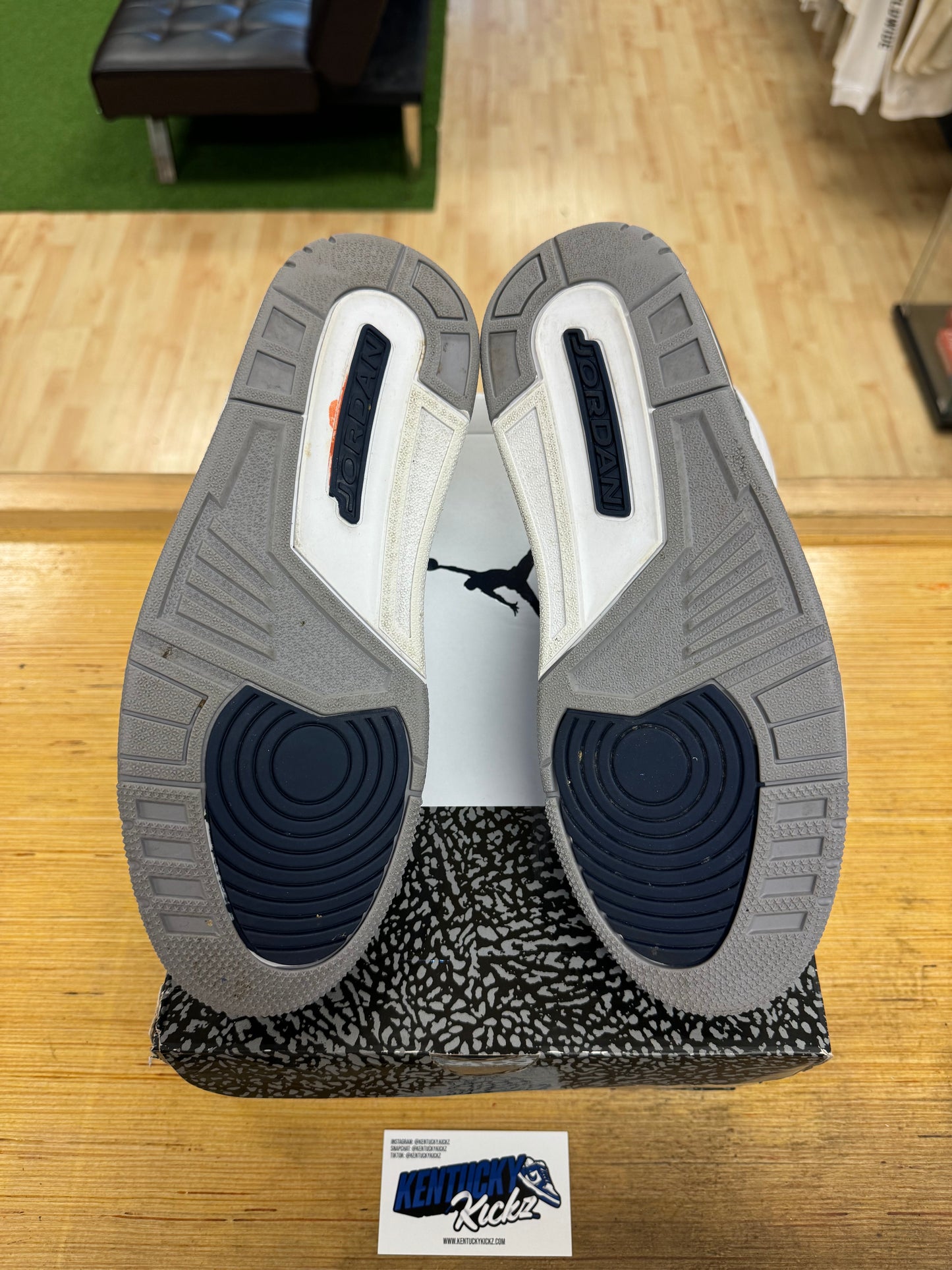 Jordan 3 Retro “Midnight Navy” (Sz 10.5)