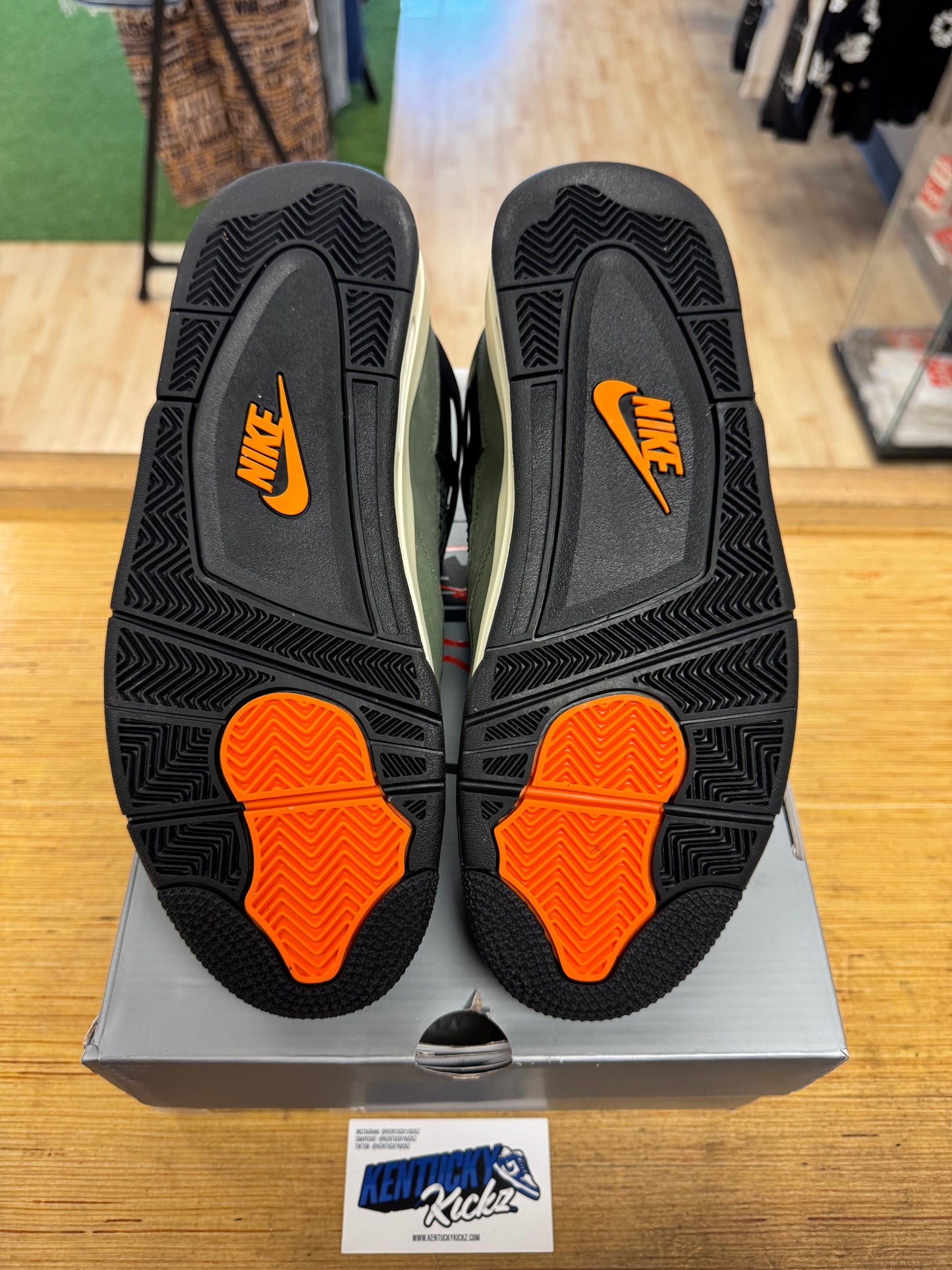 Jordan 4 Retro OG SP “Undefeated” 2025 (Sz 10.5)
