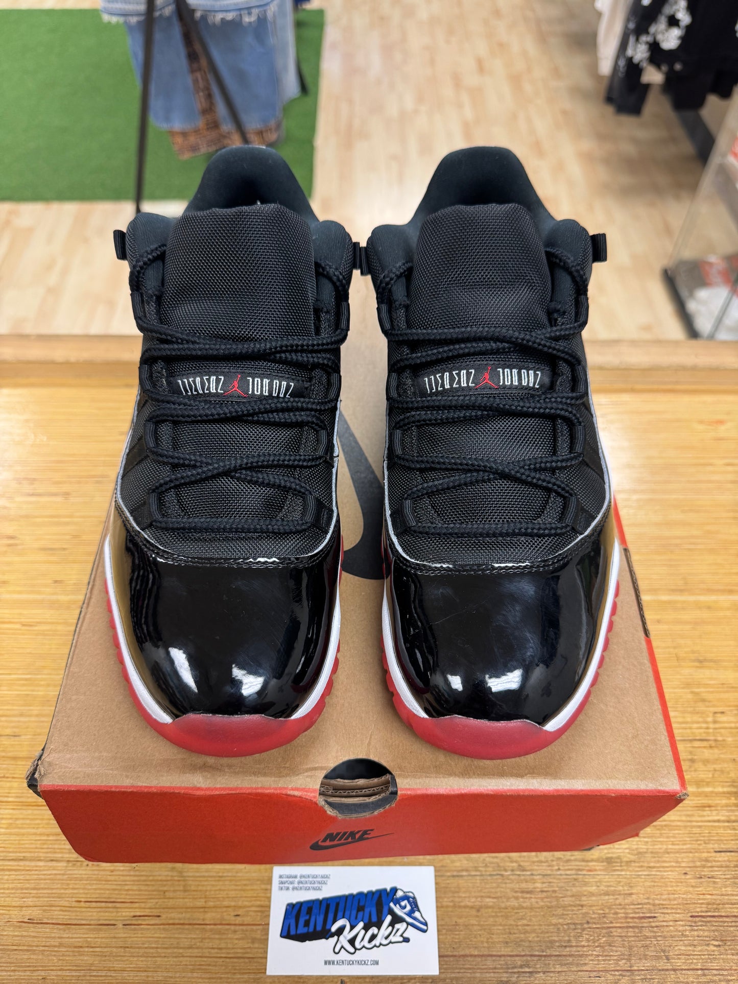 Jordan 11 Retro Low “Bred” 2025 (Sz 12)