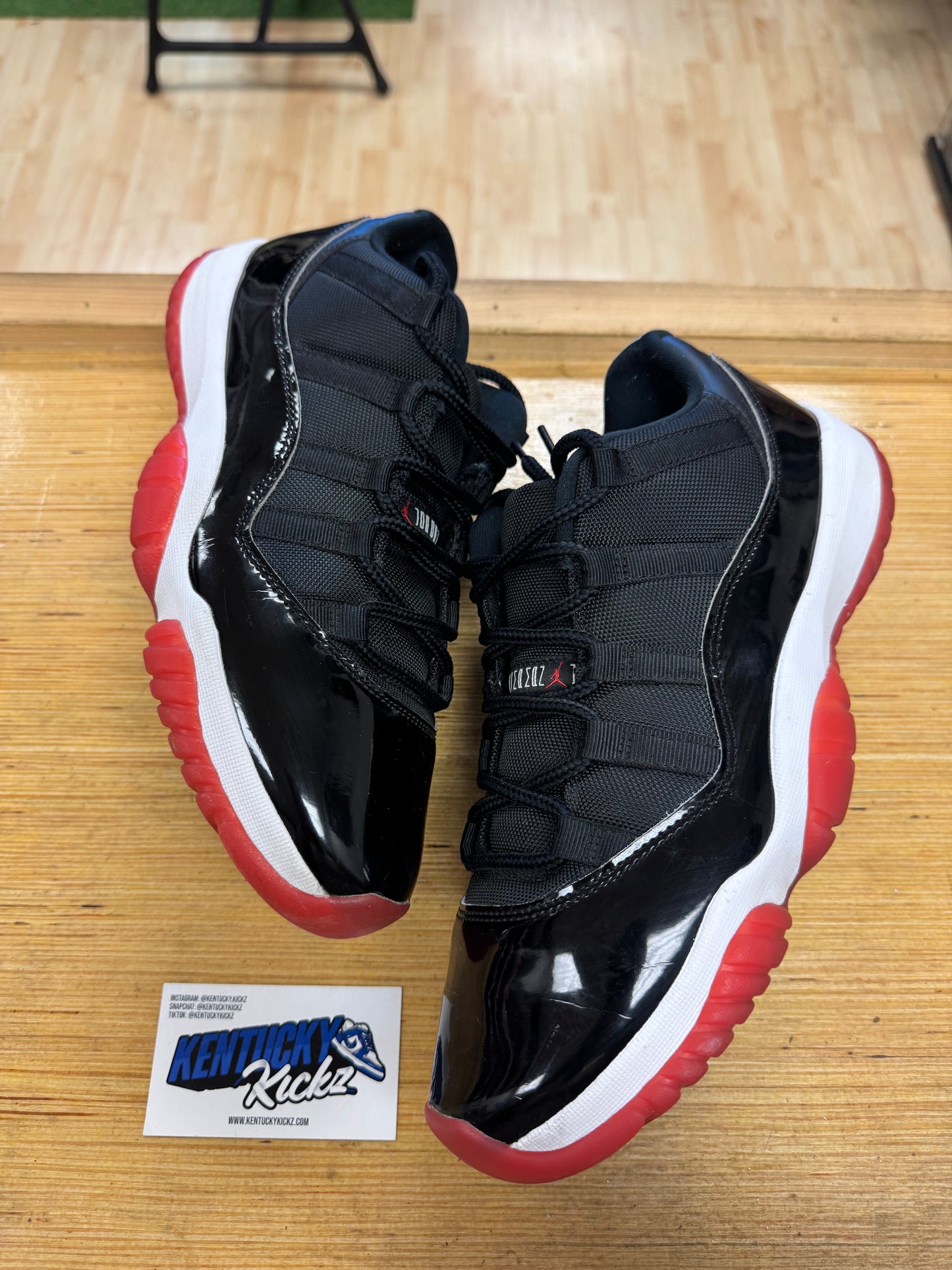 Jordan 11 Retro Low “Bred” 2025 (Sz 10.5)