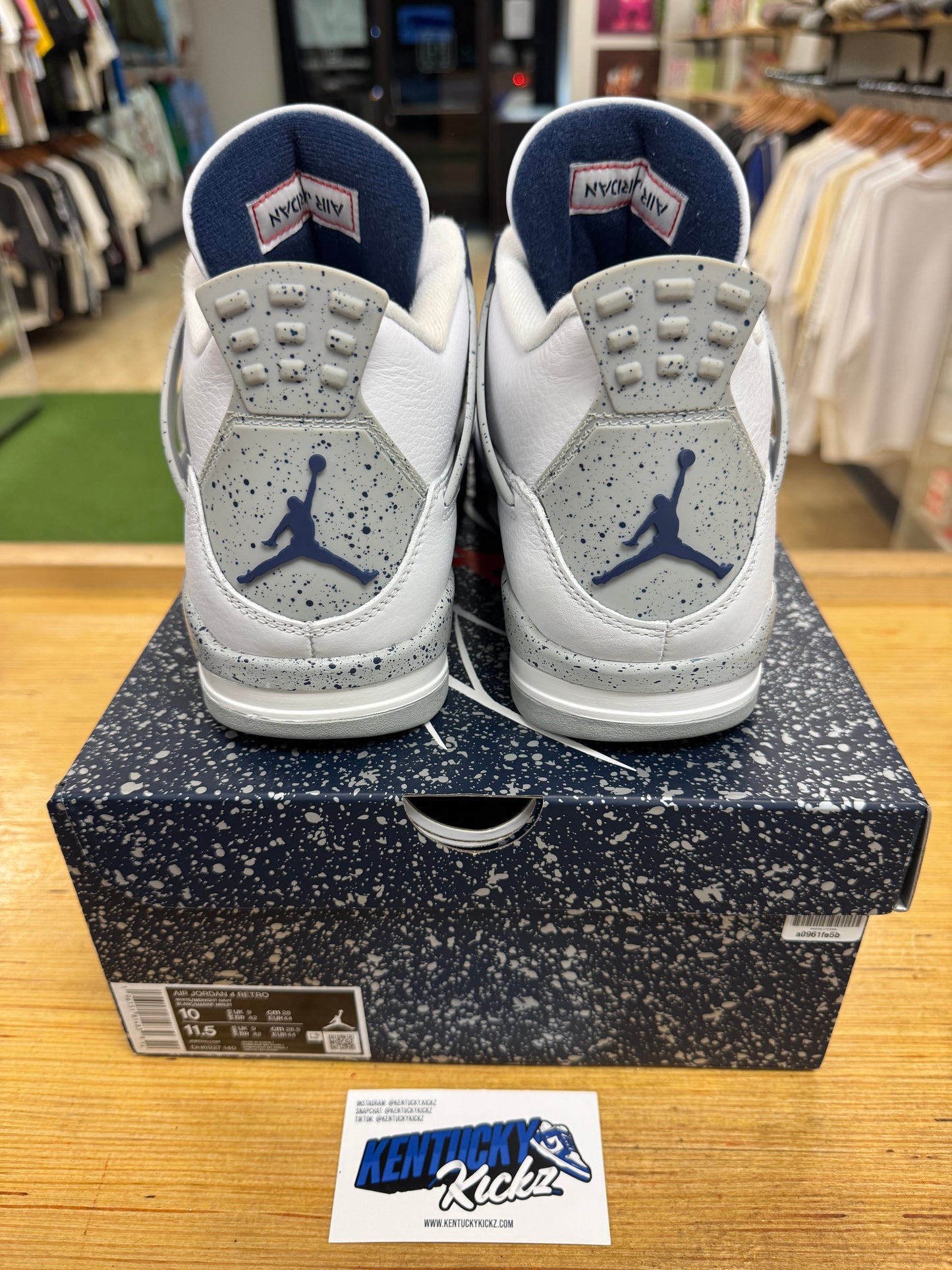 Jordan 4 Retro “Midnight Navy” (Sz 10)