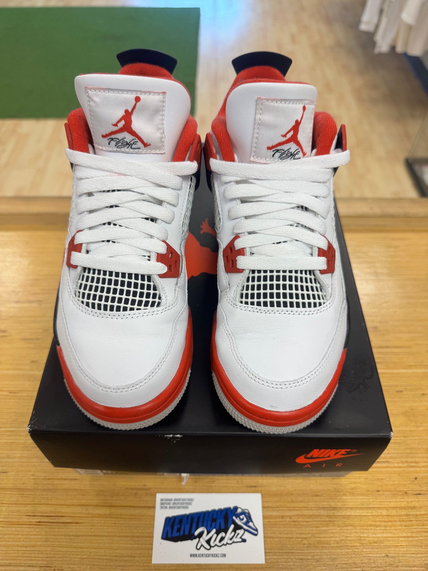 Jordan 4 Retro “Fire Red” 2020 (Sz 6Y)
