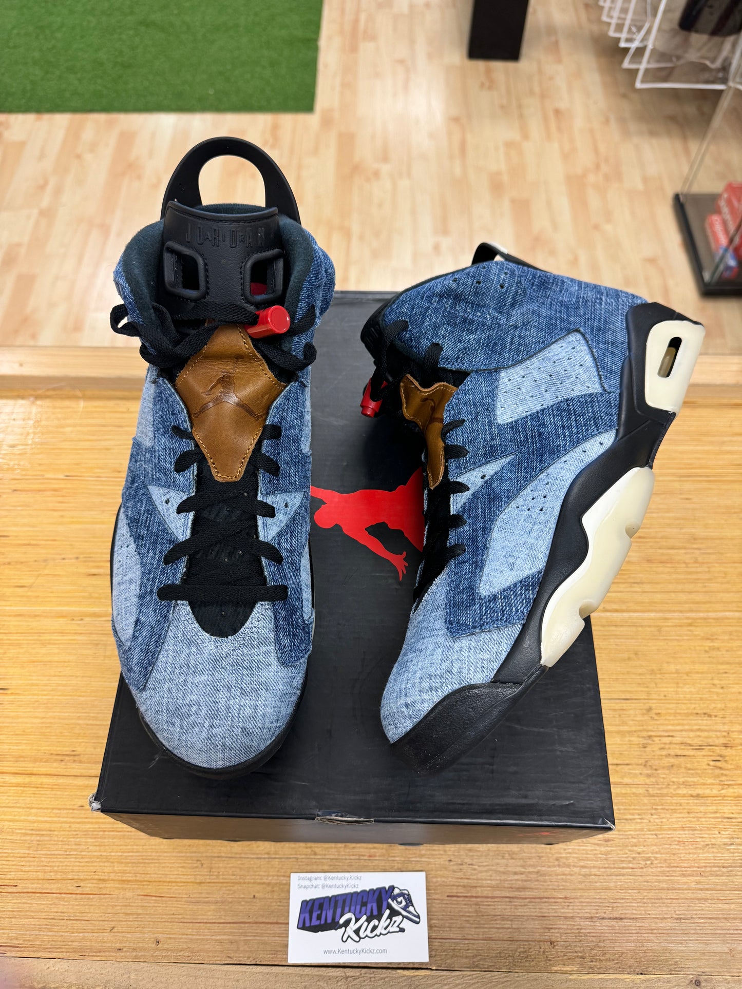 Jordan 6 Retro “Washed Denim” (Sz 13) (USED 1x)