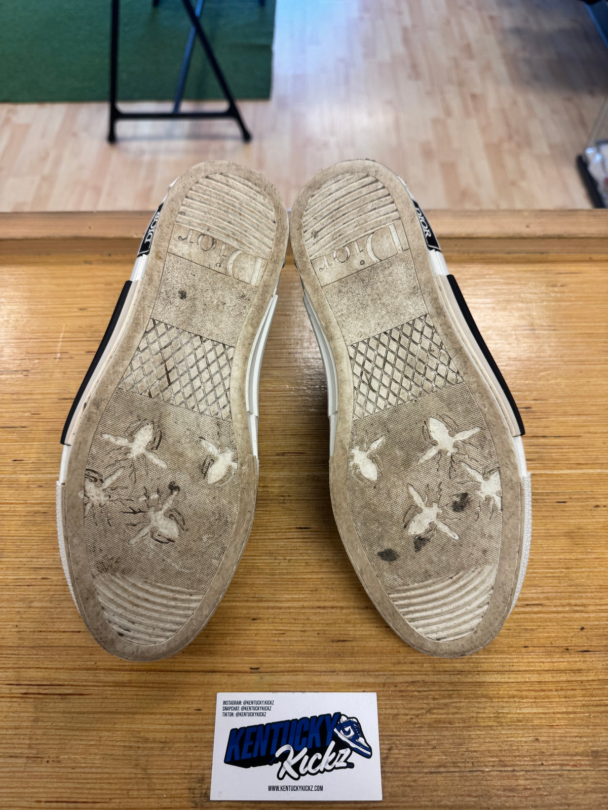 Di0️⃣r B23 “Logo Oblique” (Sz 41 EU / 8 Men)