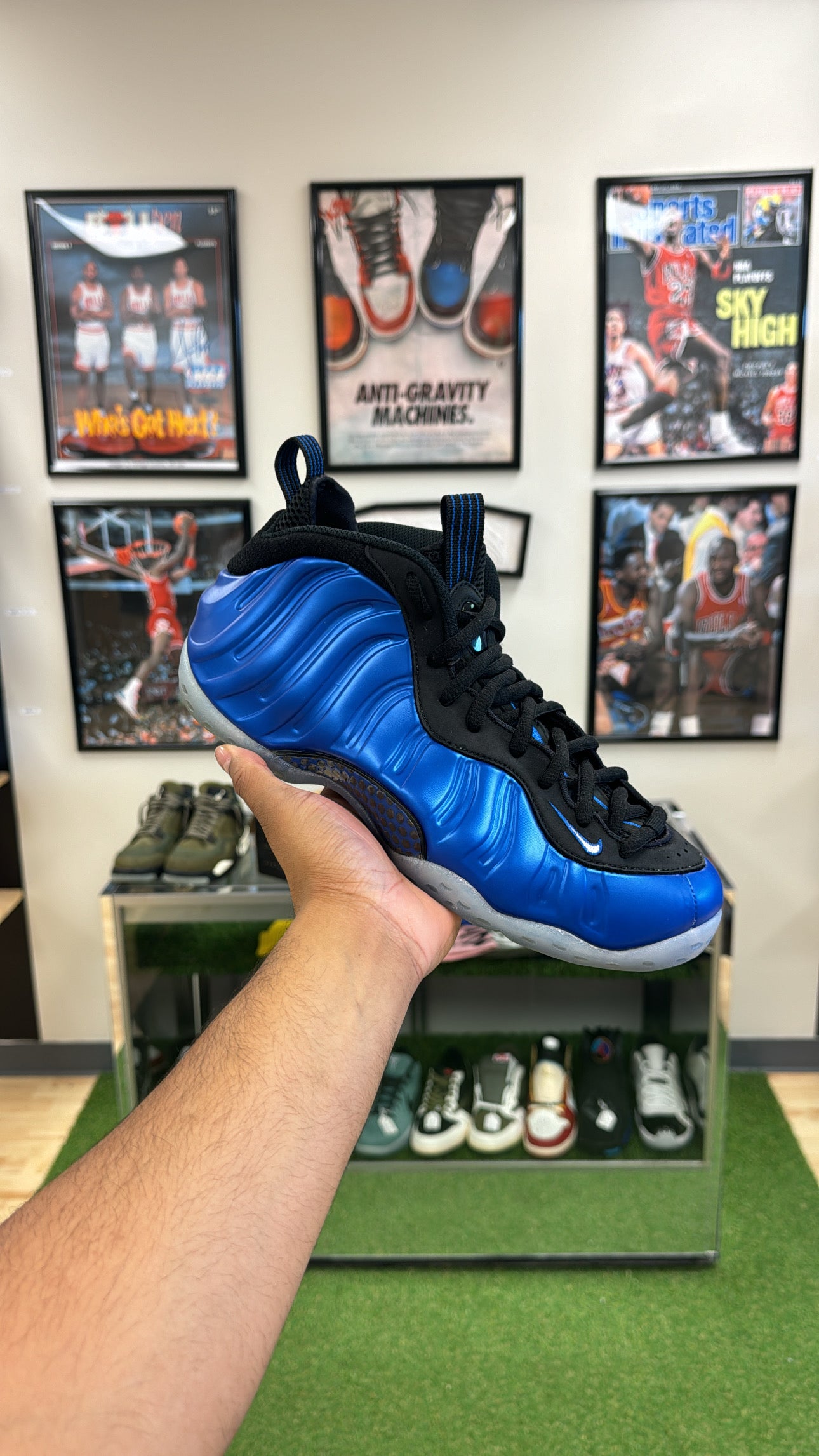 Air Foamposite One “International Blue” (Sz 9.5)