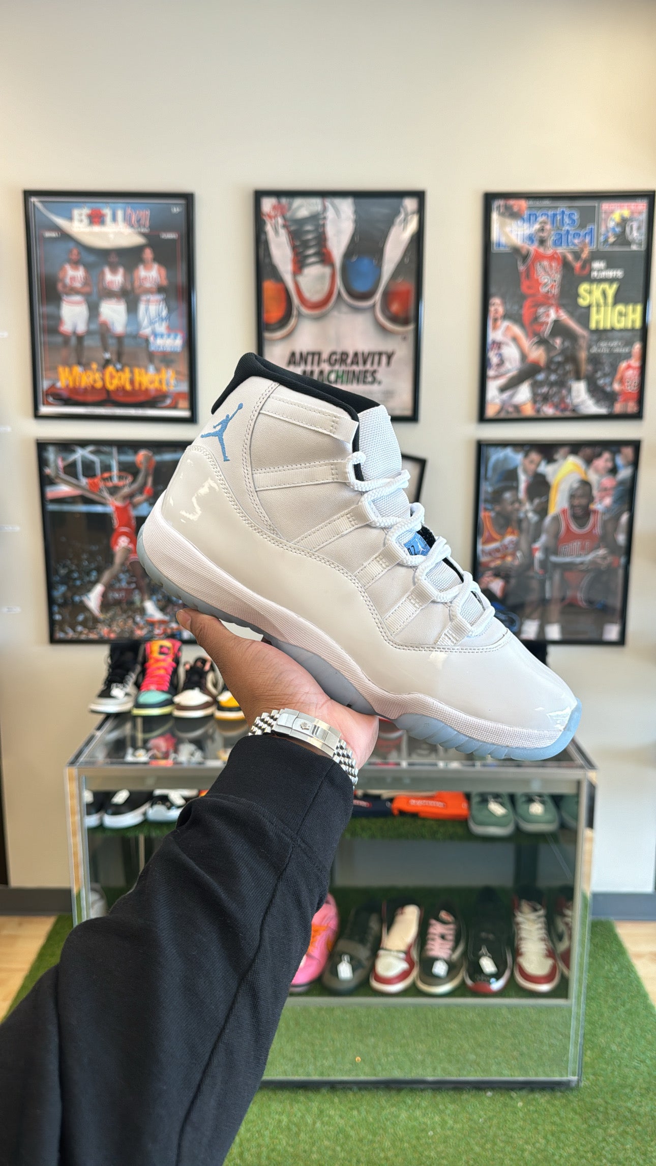 Jordan 11 Retro “Legend Blue” (Sz 10)