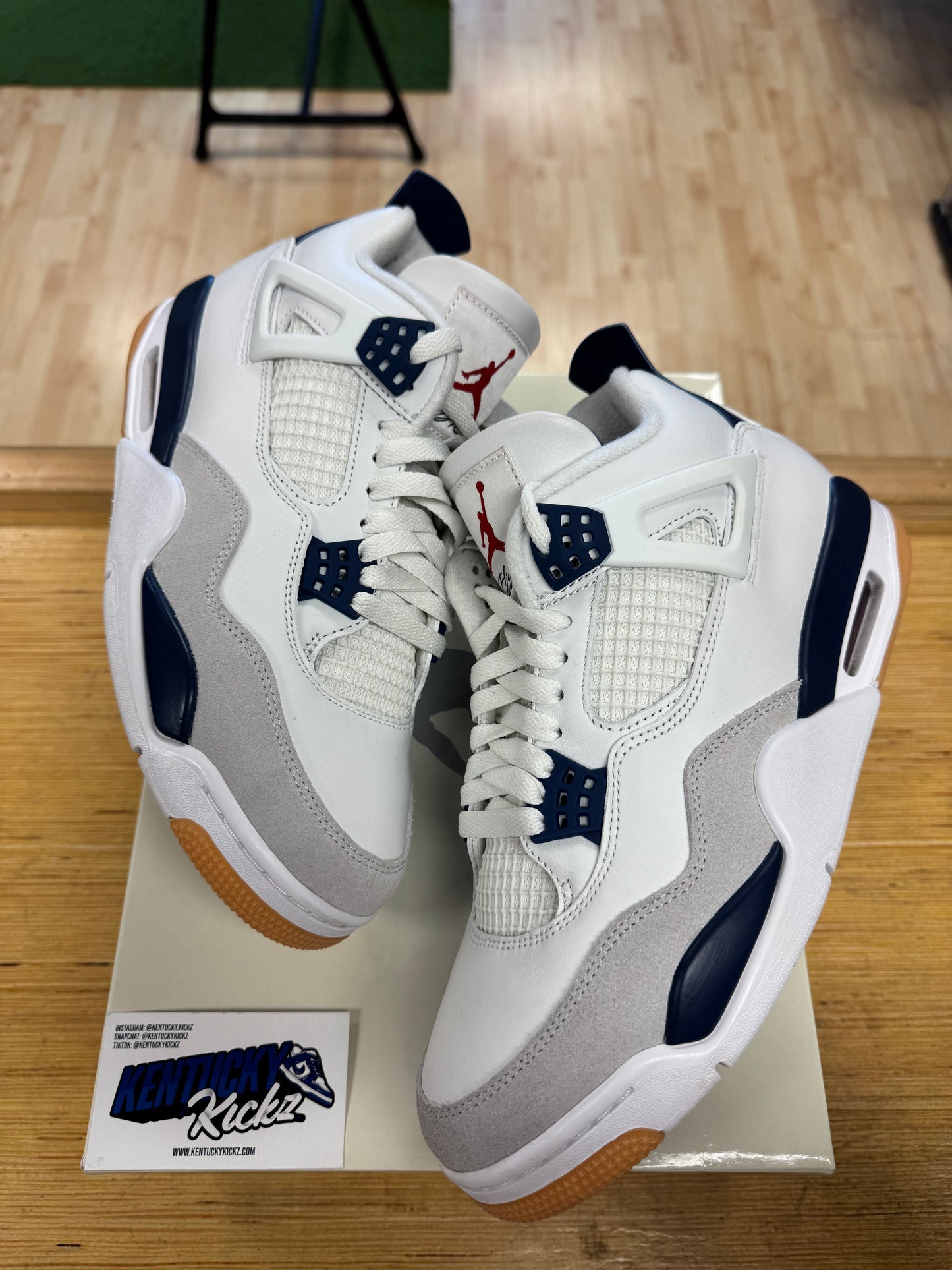 Jordan 4 Retro SB “Navy” (Sz 9.5)