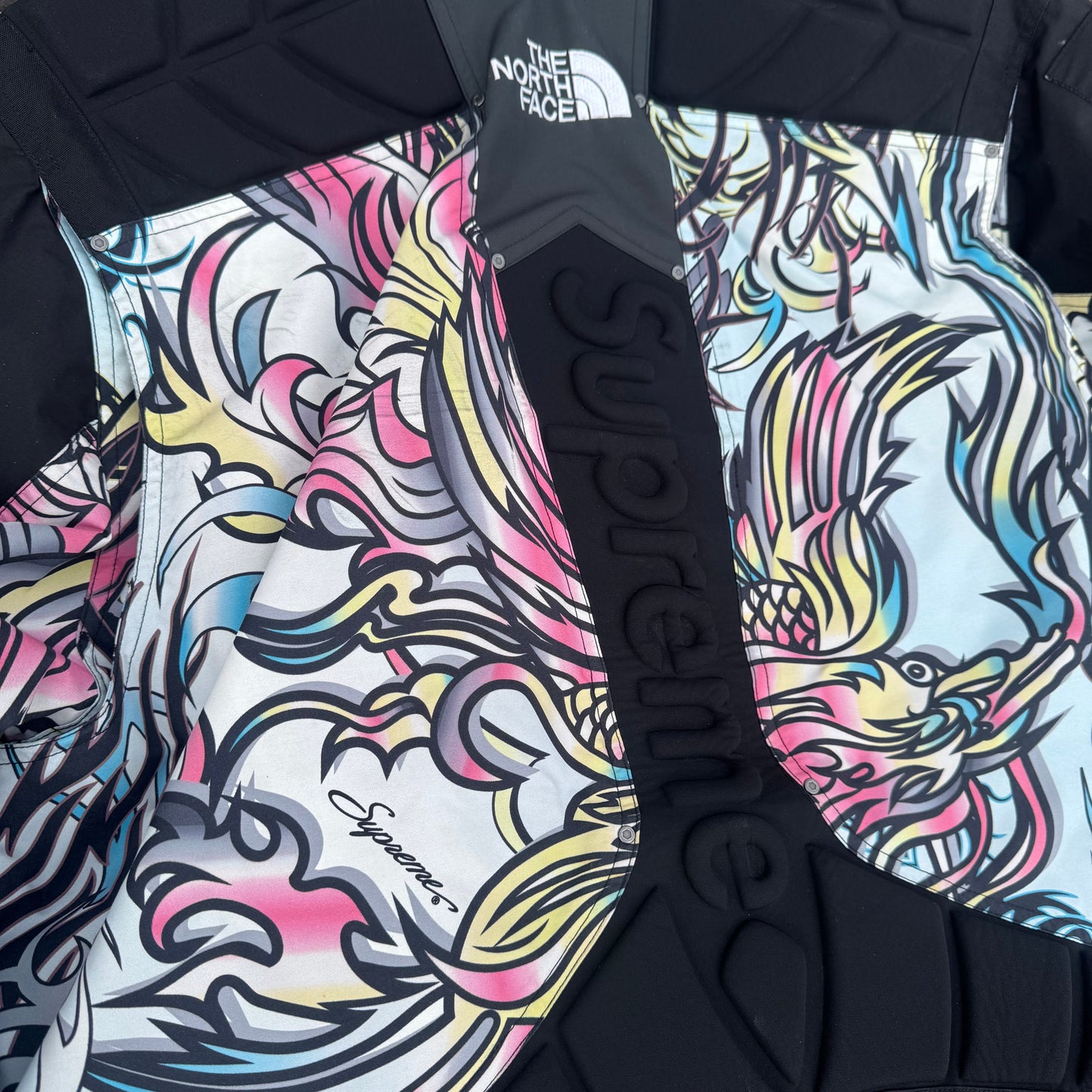 “Supreme” The North Face Steep Tech Apogee Jacket” (FW22)