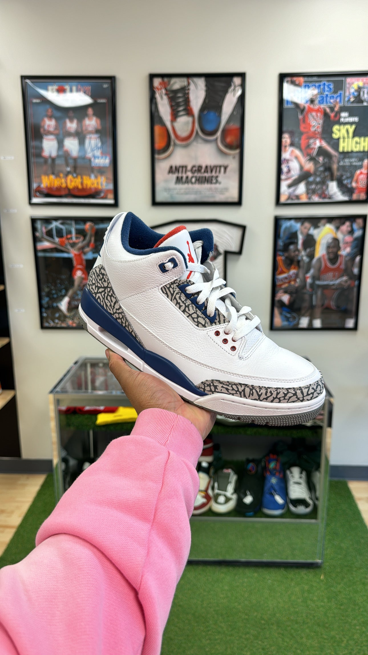 Jordan 3 Retro “True Blue” (Sz 10.5)
