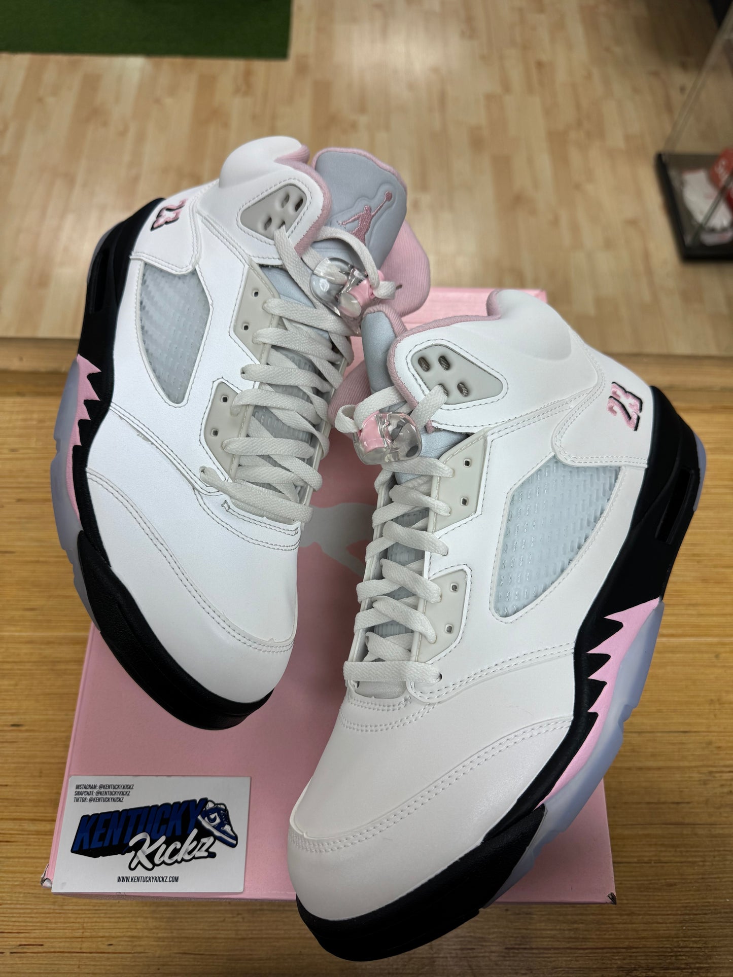 Jordan 5 Retro “Medium Pink” (Sz 11)