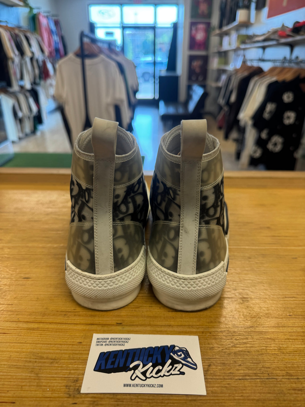 Di0️⃣r B23 “Logo Oblique” (Sz 41 EU / 8 Men)