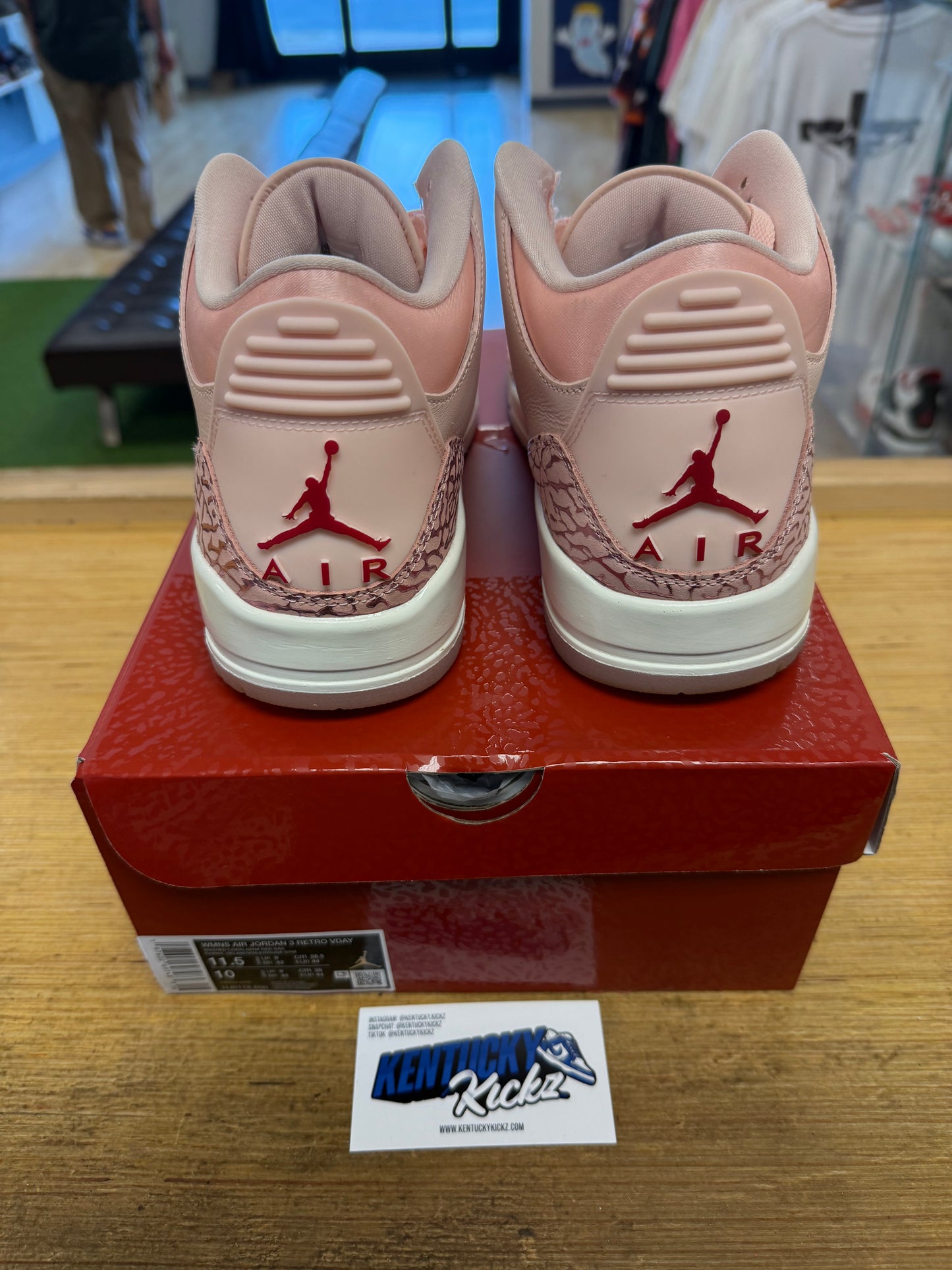 Jordan 3 Retro “Valentines Day Treat Yourself” (Sz 11.5W / 10 Men)