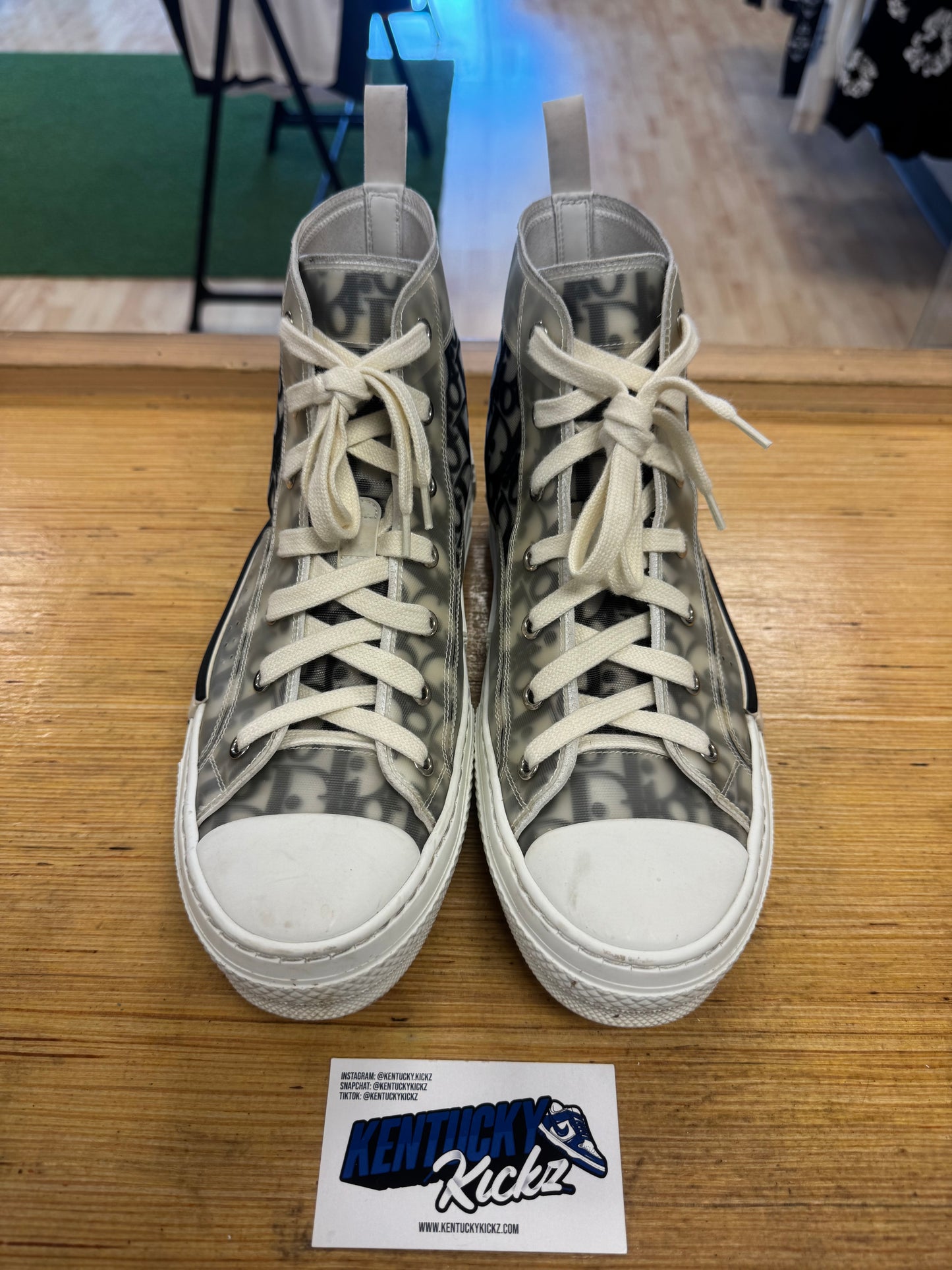 Di0️⃣r B23 “Logo Oblique” (Sz 41 EU / 8 Men)