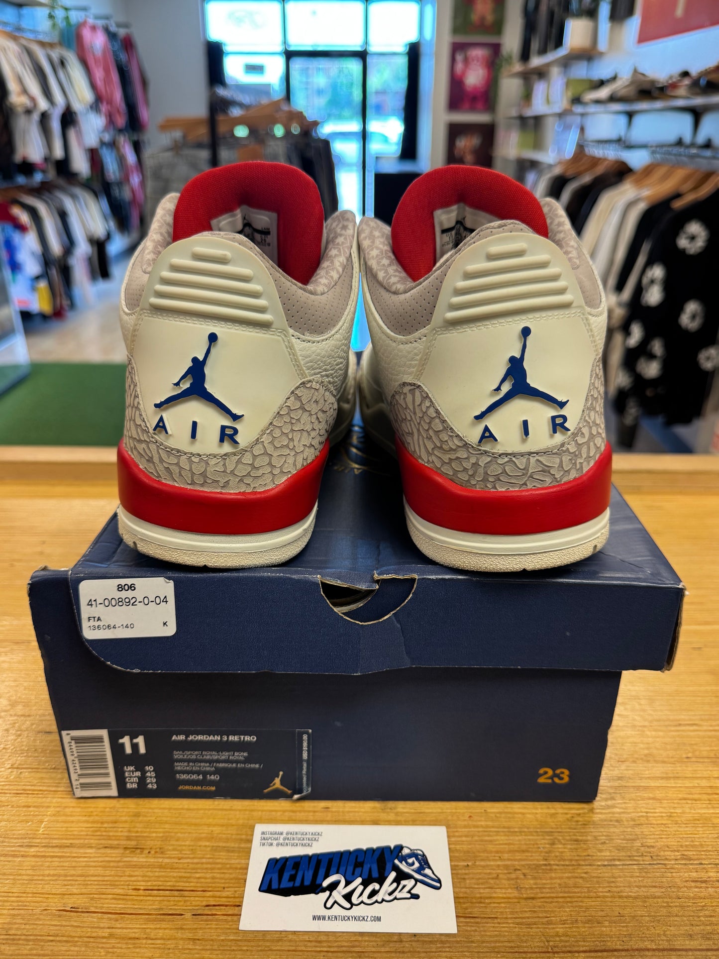 Jordan 3 Retro “International Flight” (Sz 11)