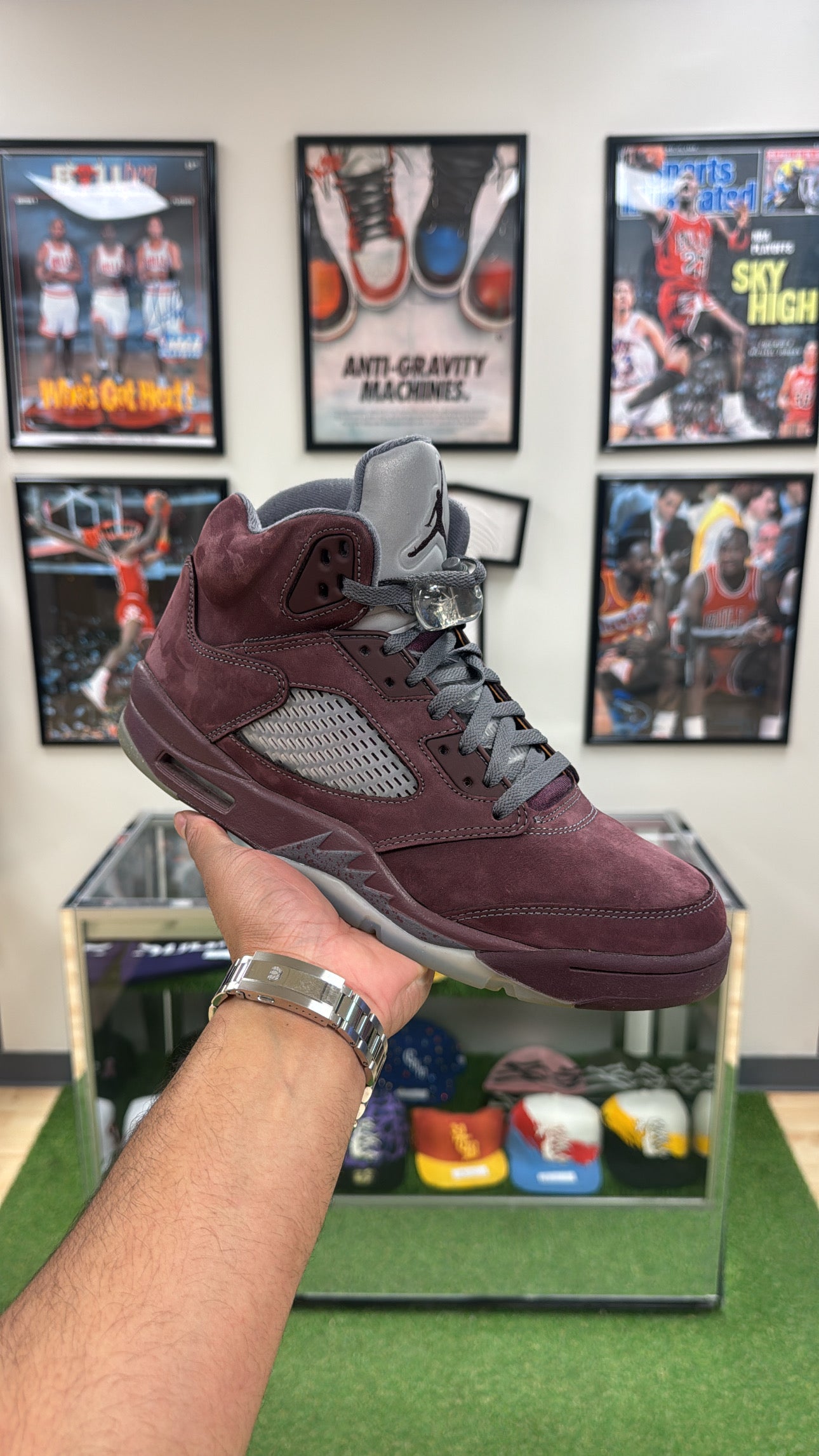 Jordan 5 Retro “Burgundy” (Sz 11)