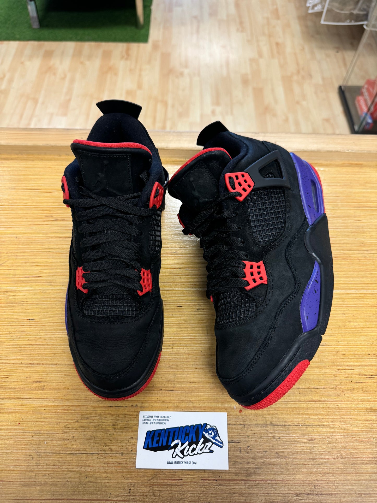 Jordan 4 Retro “Raptor” (Sz 10.5)