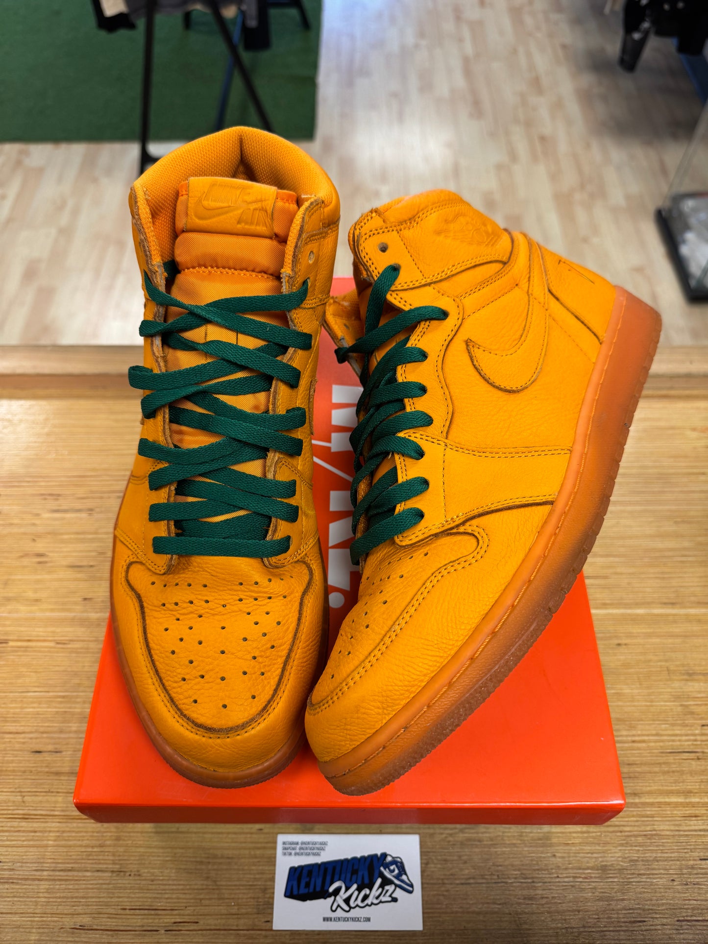 Jordan 1 Retro High “Gatorade Orange Peel” (Sz 13)