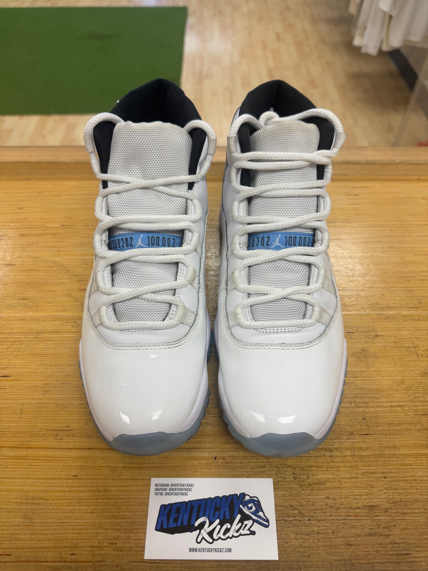 Jordan 11 Retro “Legend Blue” (Sz 10)