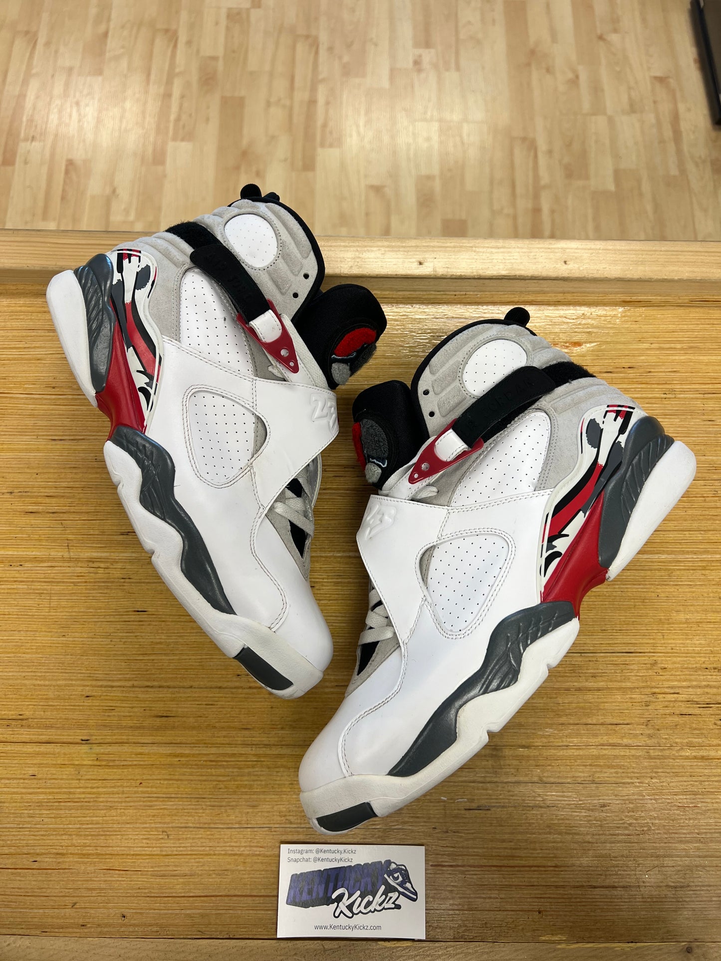 Jordan 8 Retro “Bugs Bunny” (Sz 13) (USED)