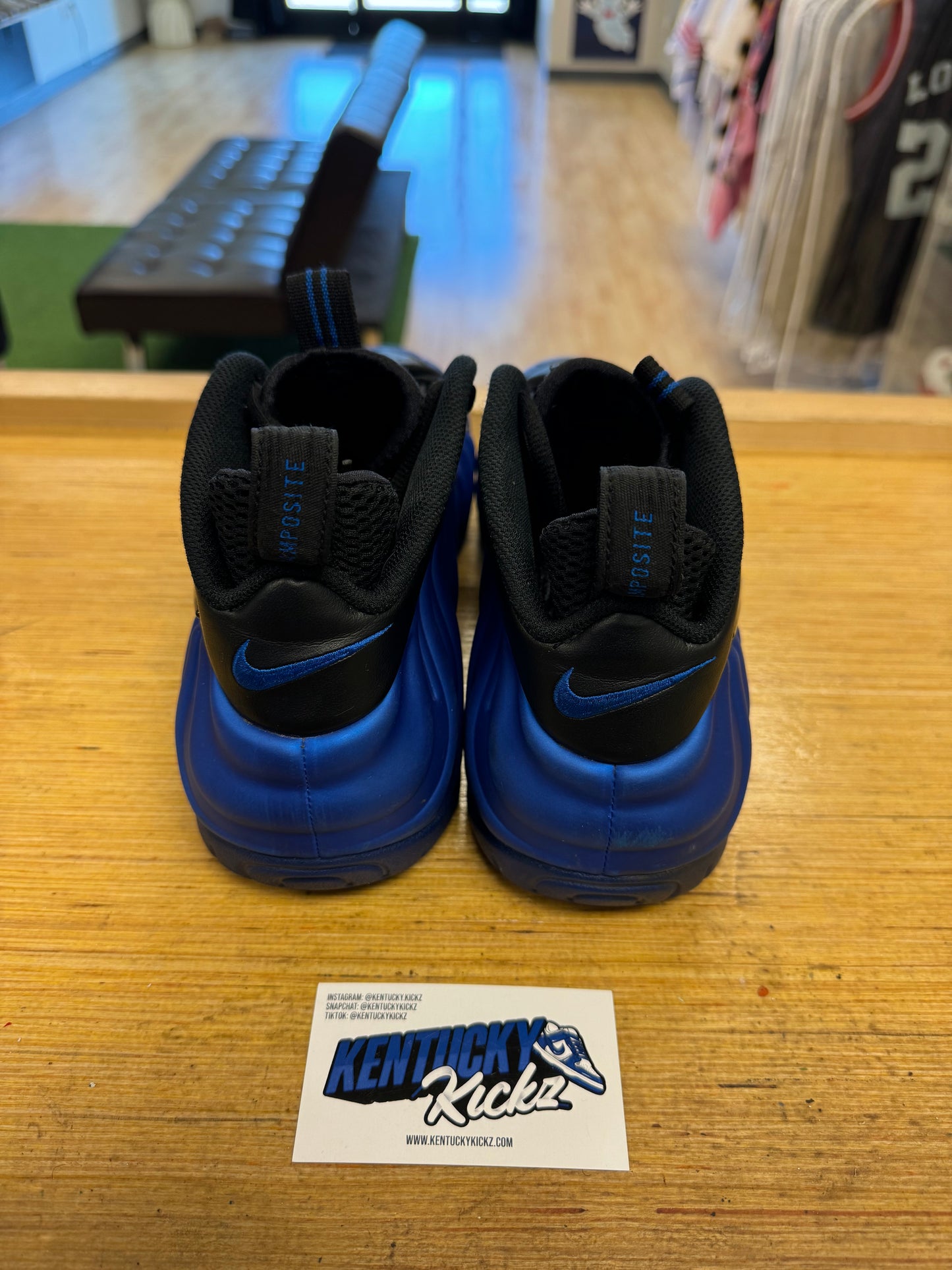 Air Foamposite Pro “Hyper Cobalt” (Sz 11)