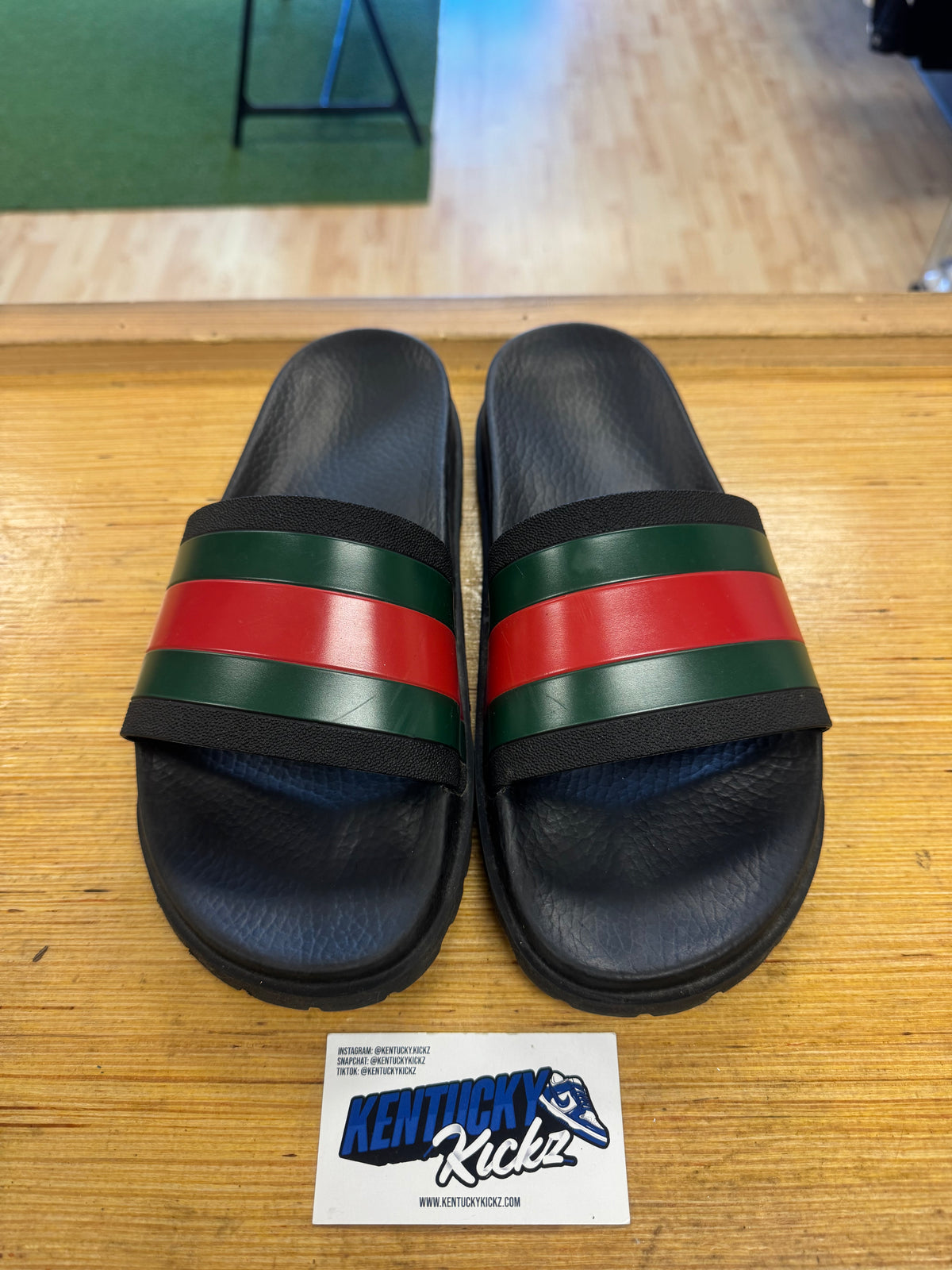 Gucci slide sandal with Web (Sz 10 Gucci)