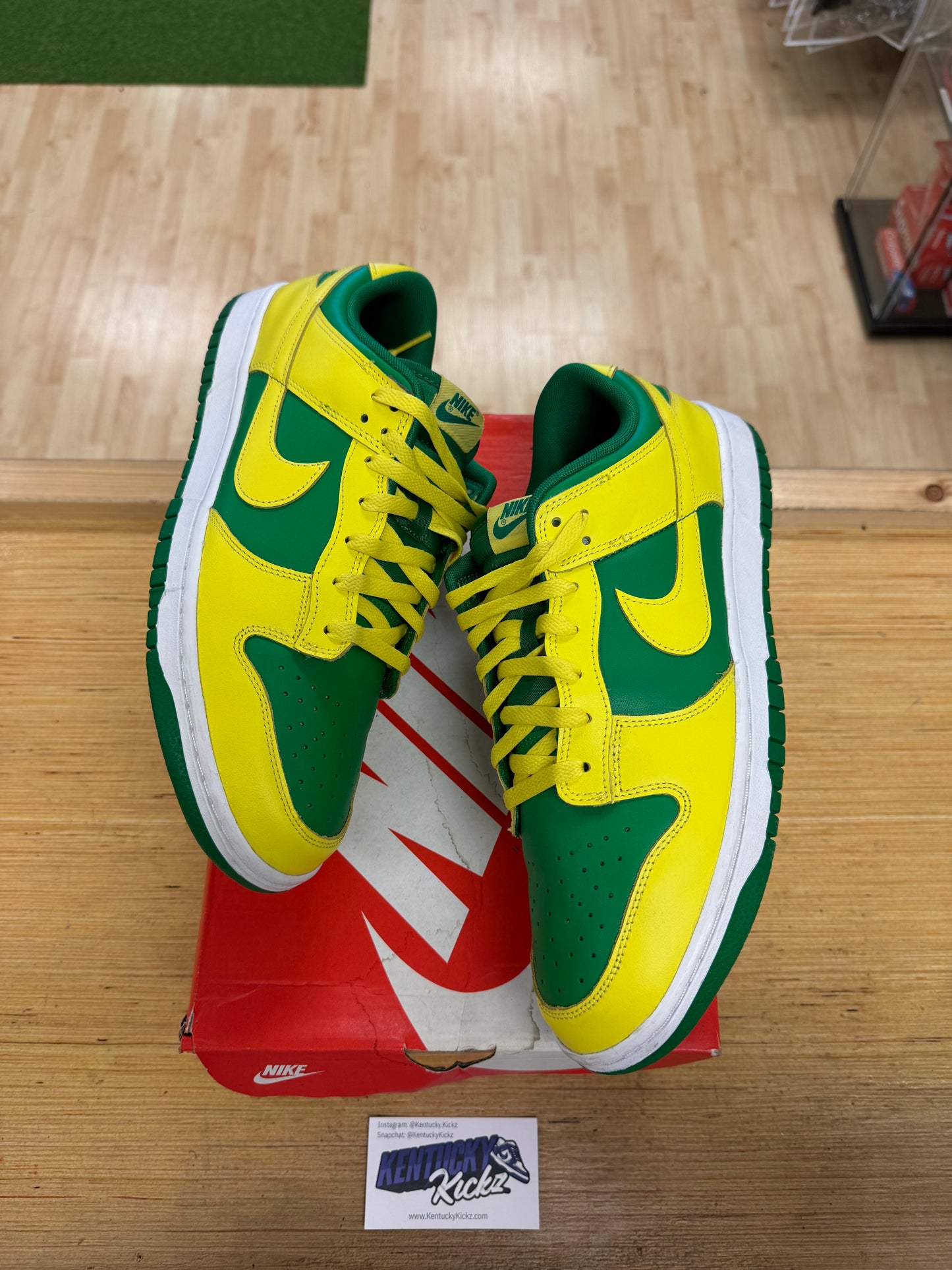 Dunk Low “Reverse Brazil” (Sz 12) (USED