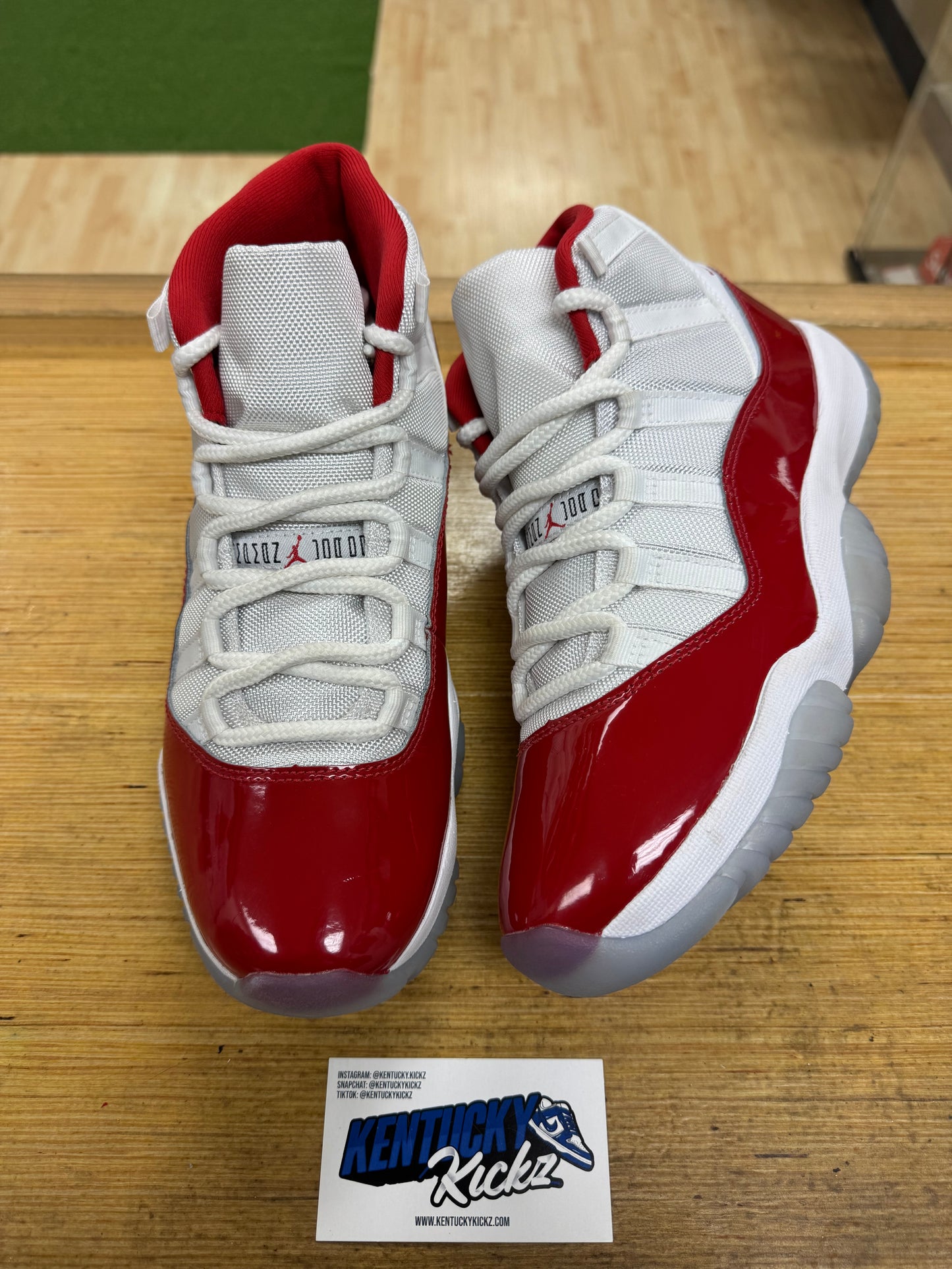 Jordan 11 Retro “Cherry” (Sz 9)