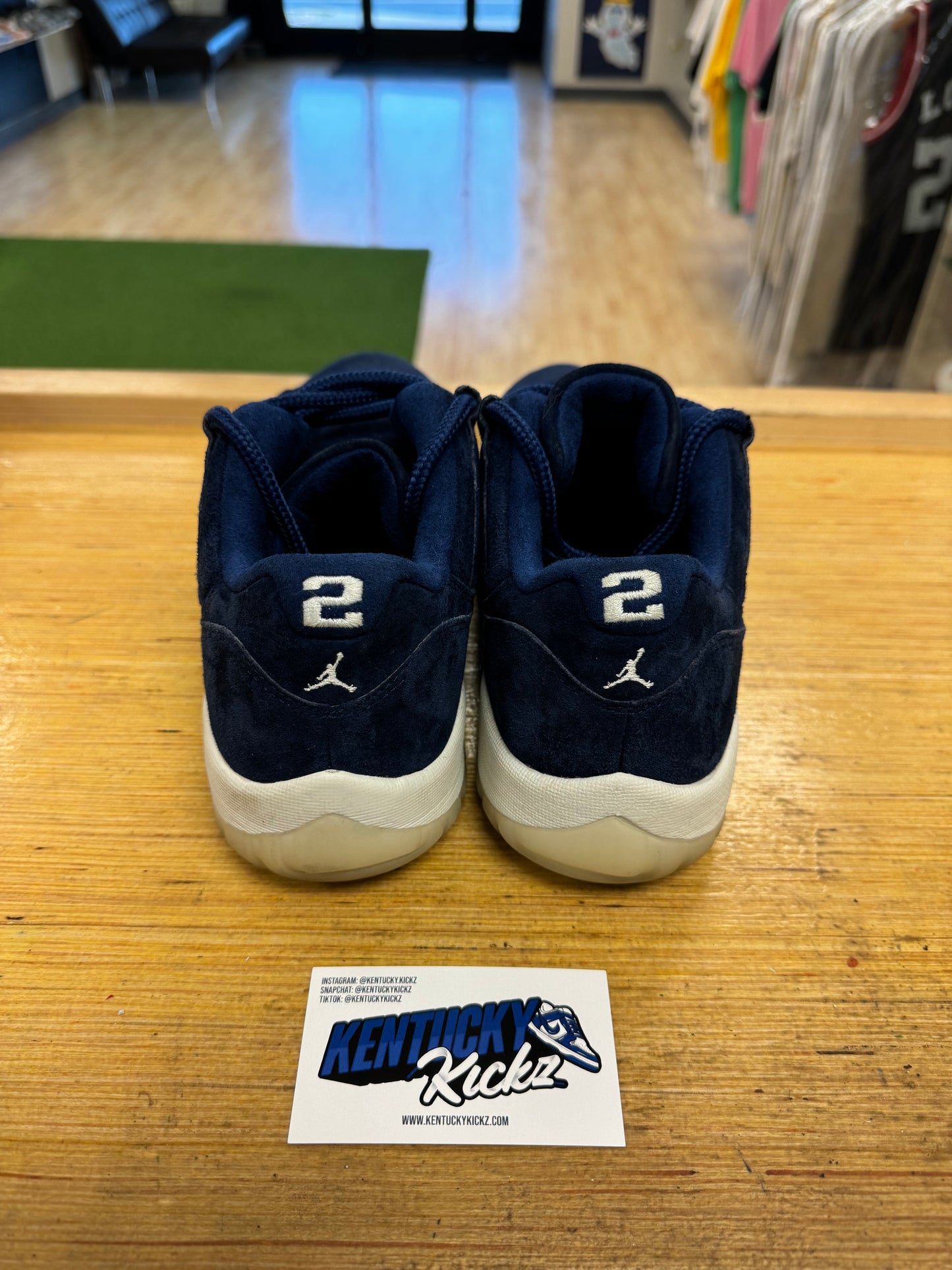 Jordan 11 Low Retro “Derek Jeter RE2PECT” (Sz 11) (USED/NO BOX)