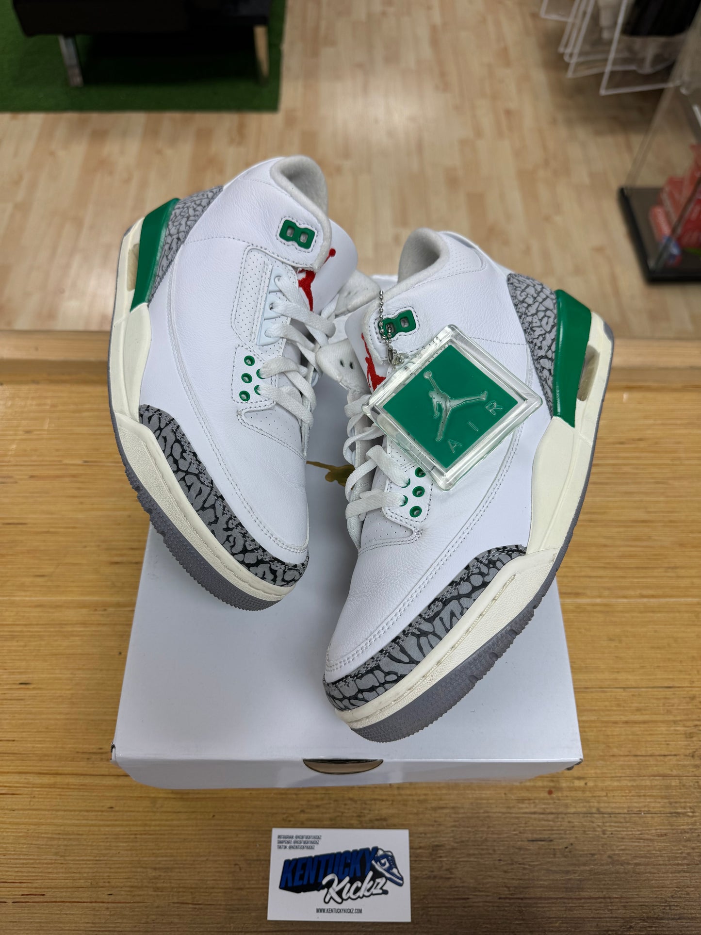 Jordan 3 Retro “Lucky Green” (Sz 9.5W / 8 Men)